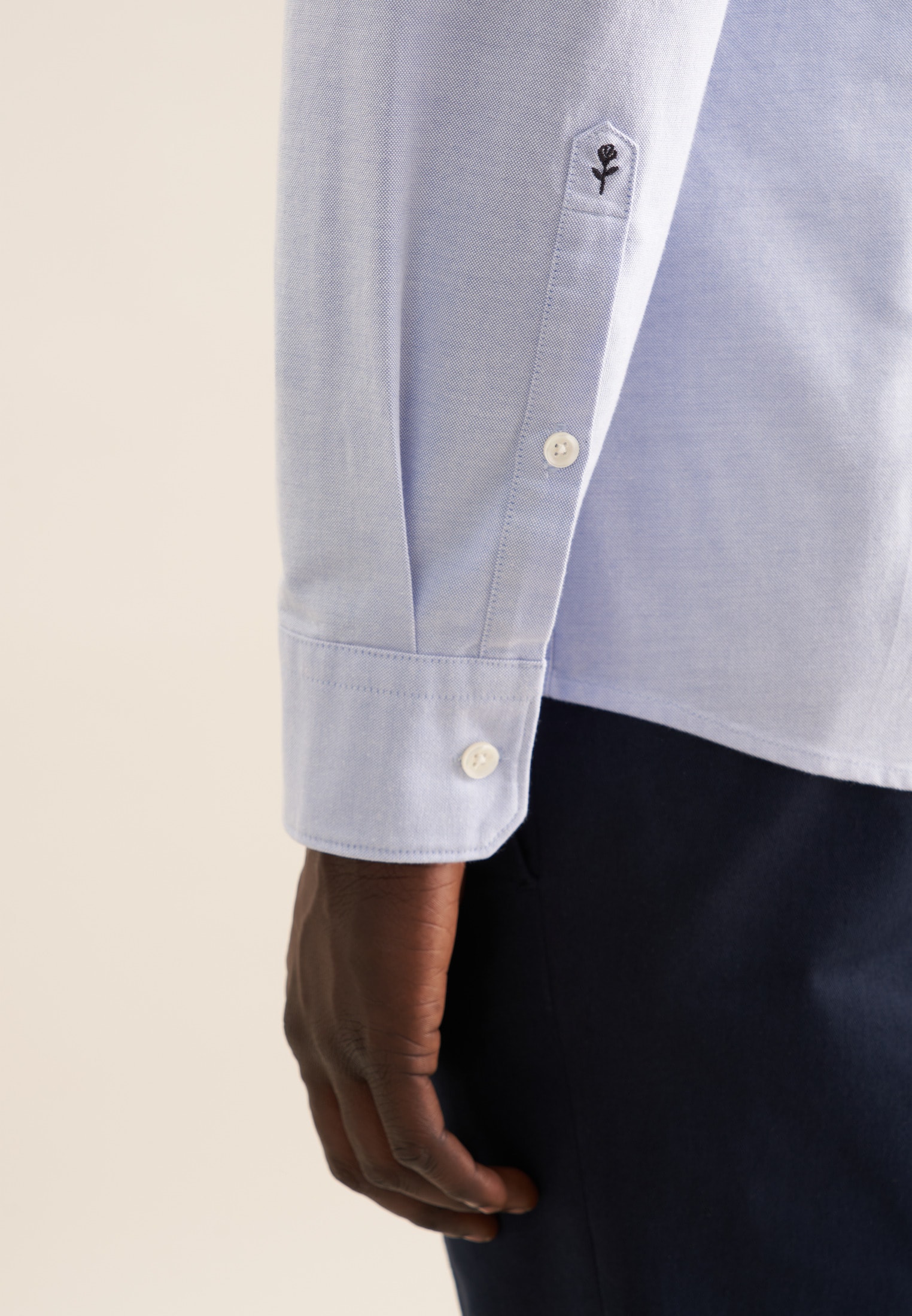 seidensticker Chemise d'affaires Slim 1/1 Button-Down-Kragen Uni