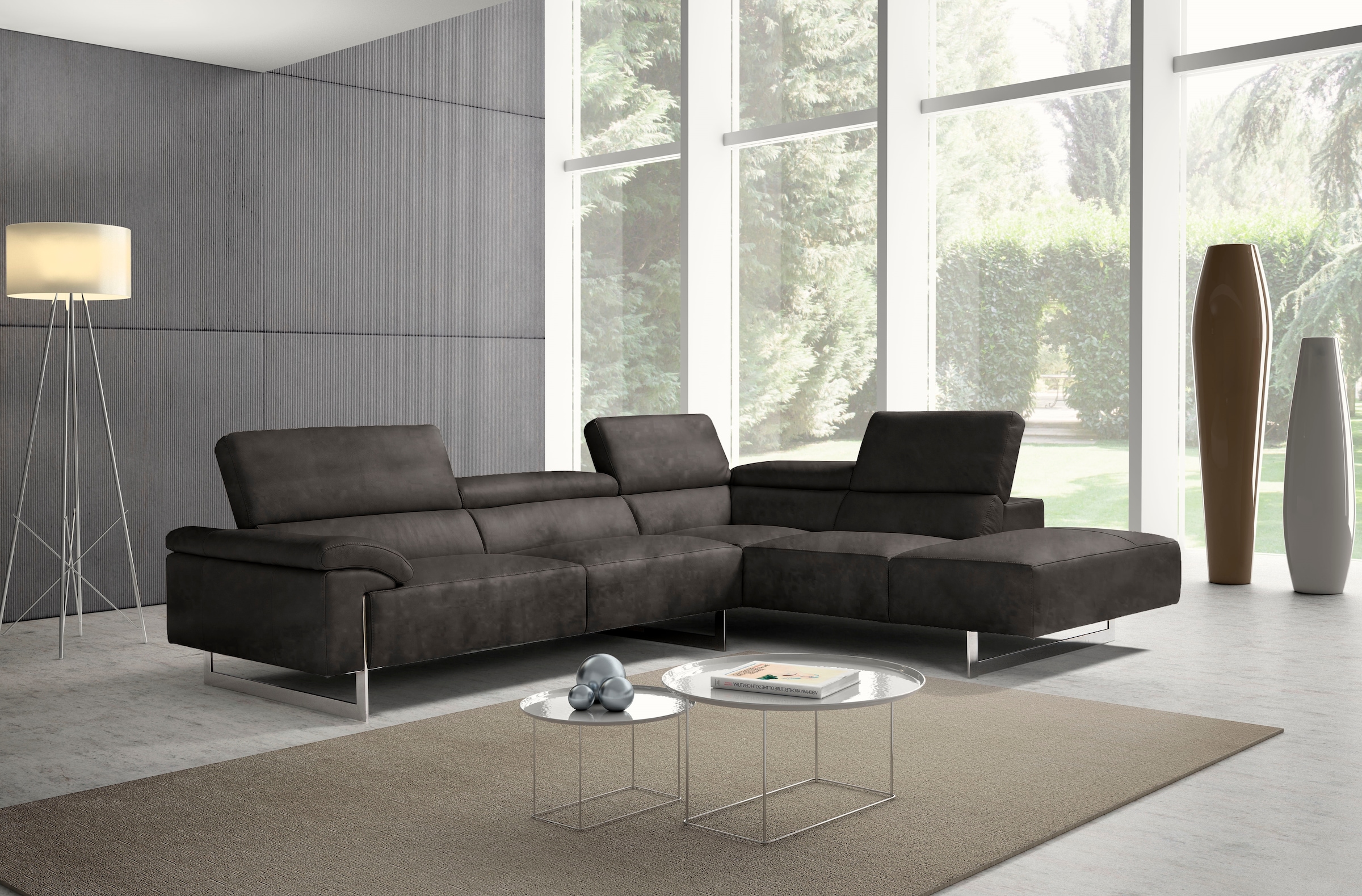 Egoitaliano Ecksofa »Malika, elegant und bequem, Designsofa, L-Form« mit Ottomane, inkl. Kopfteilverstellung und chromfarbenen Metallfüssen