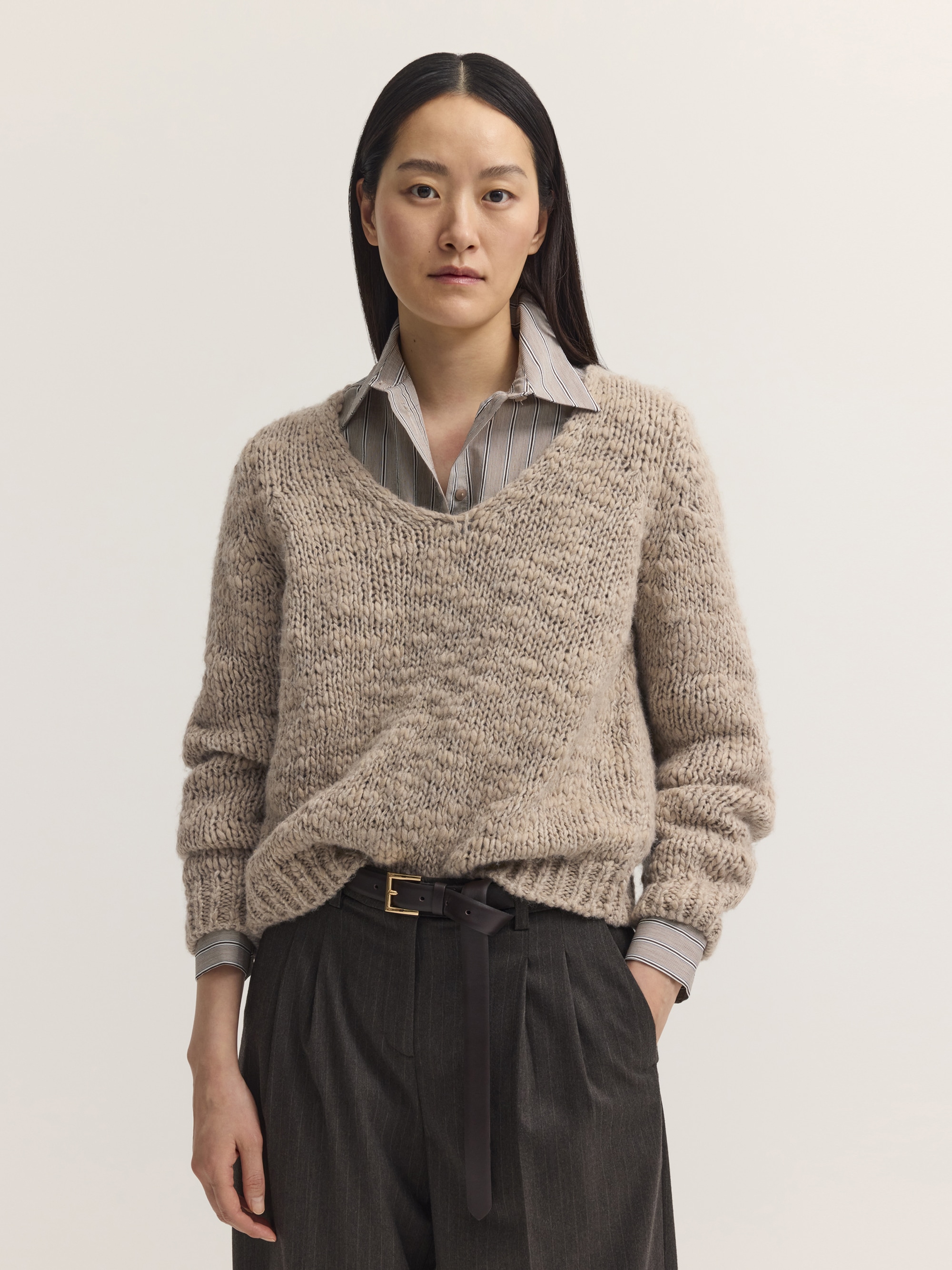 Image of bugatti V-Ausschnitt-Pullover "Regular Fit" Regular Fit V-Ausschnitt Meliert