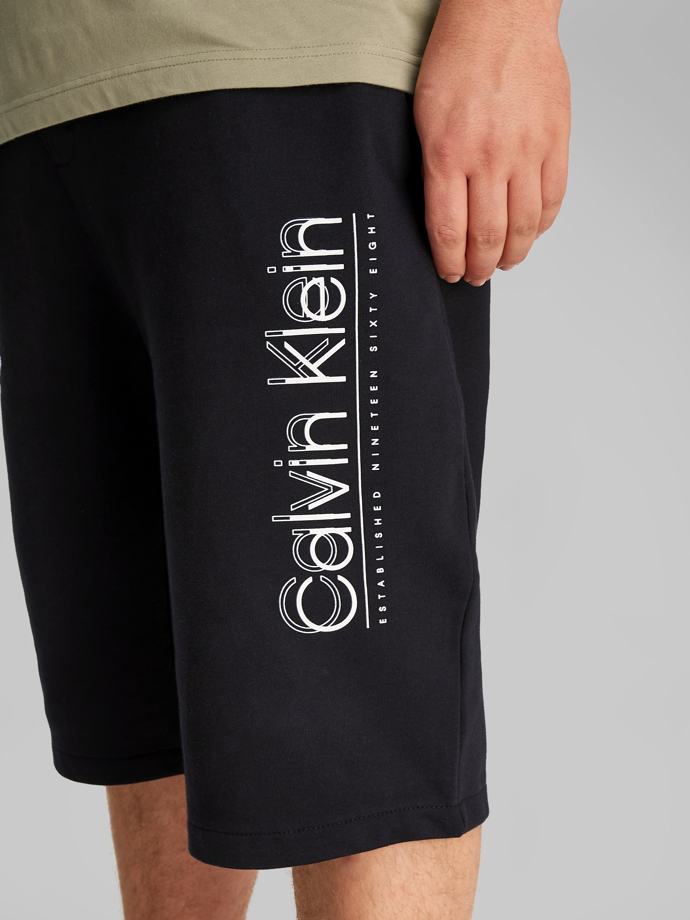 Calvin Klein Big&Tall Shorts »BT_CP-DOUBLE LOGO SWEATSHORTS«, in grossen Grössen