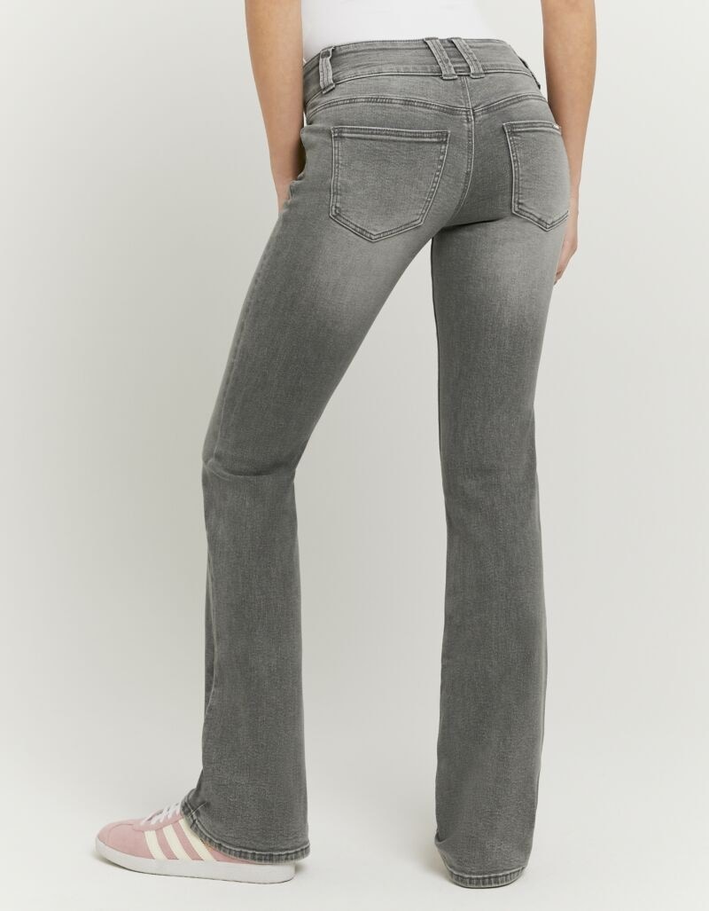 Tally Weijl Jeans bootcut »SPADECYNTIA« Baumwollmischung, Low Waist, mit doppeltem Knopf am breiten Bund