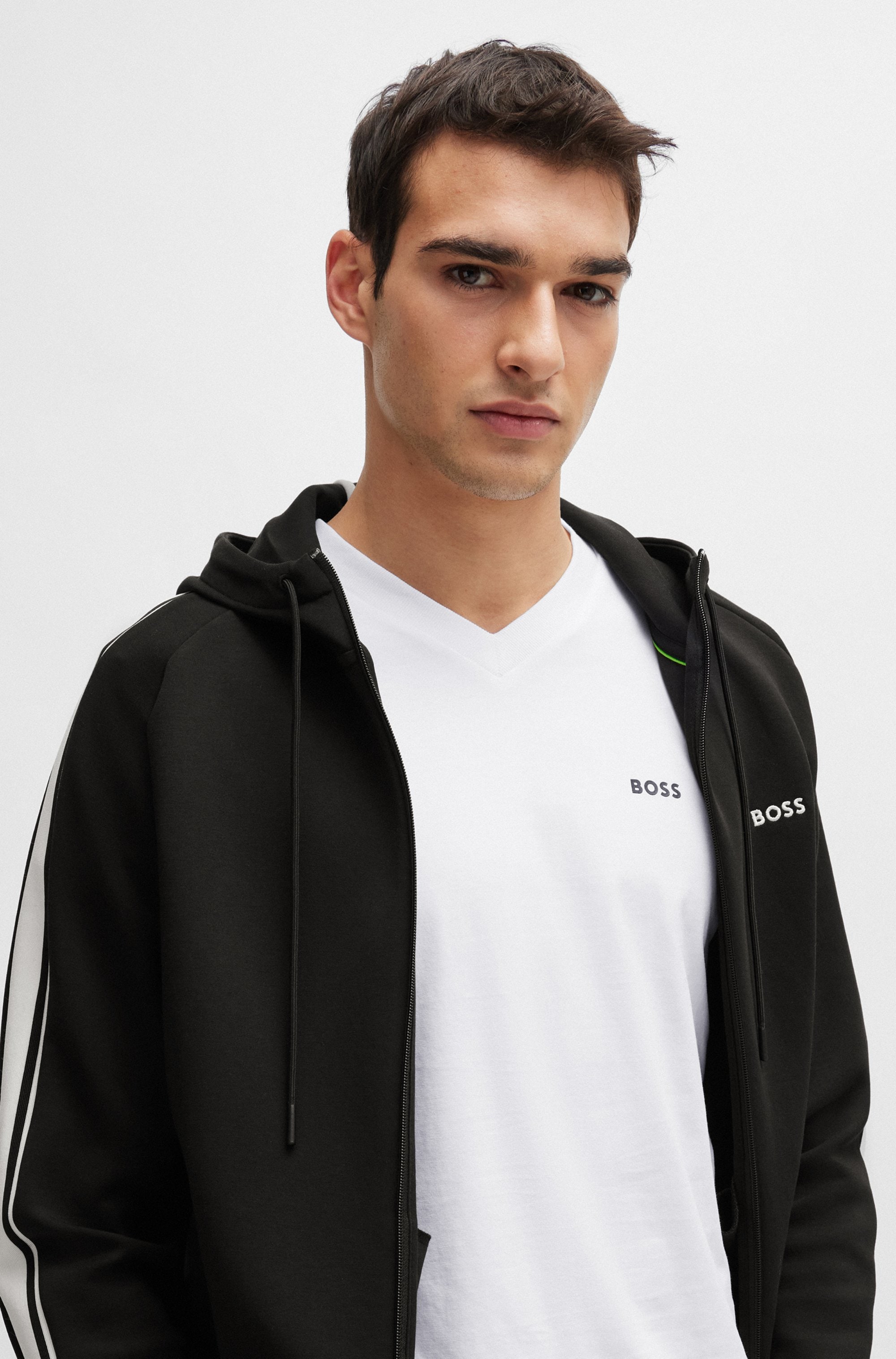 BOSS GREEN T-Shirt »Tee V« mit V-Ausschnitt