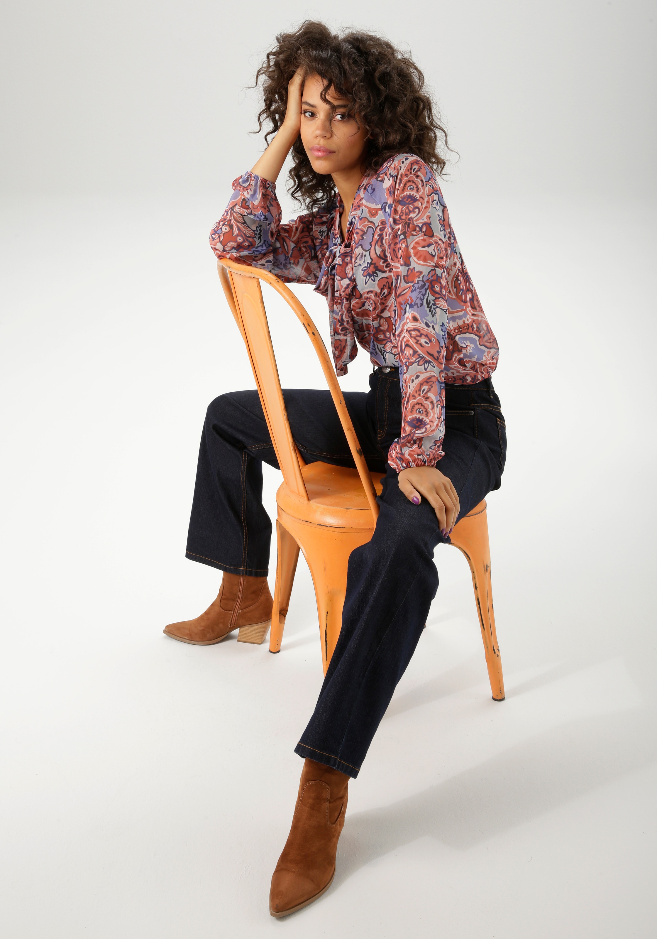 Aniston CASUAL Schlupfbluse, mit extravagantem, grossflächigen Paisley-Muster - NEUE KOLLEKTION