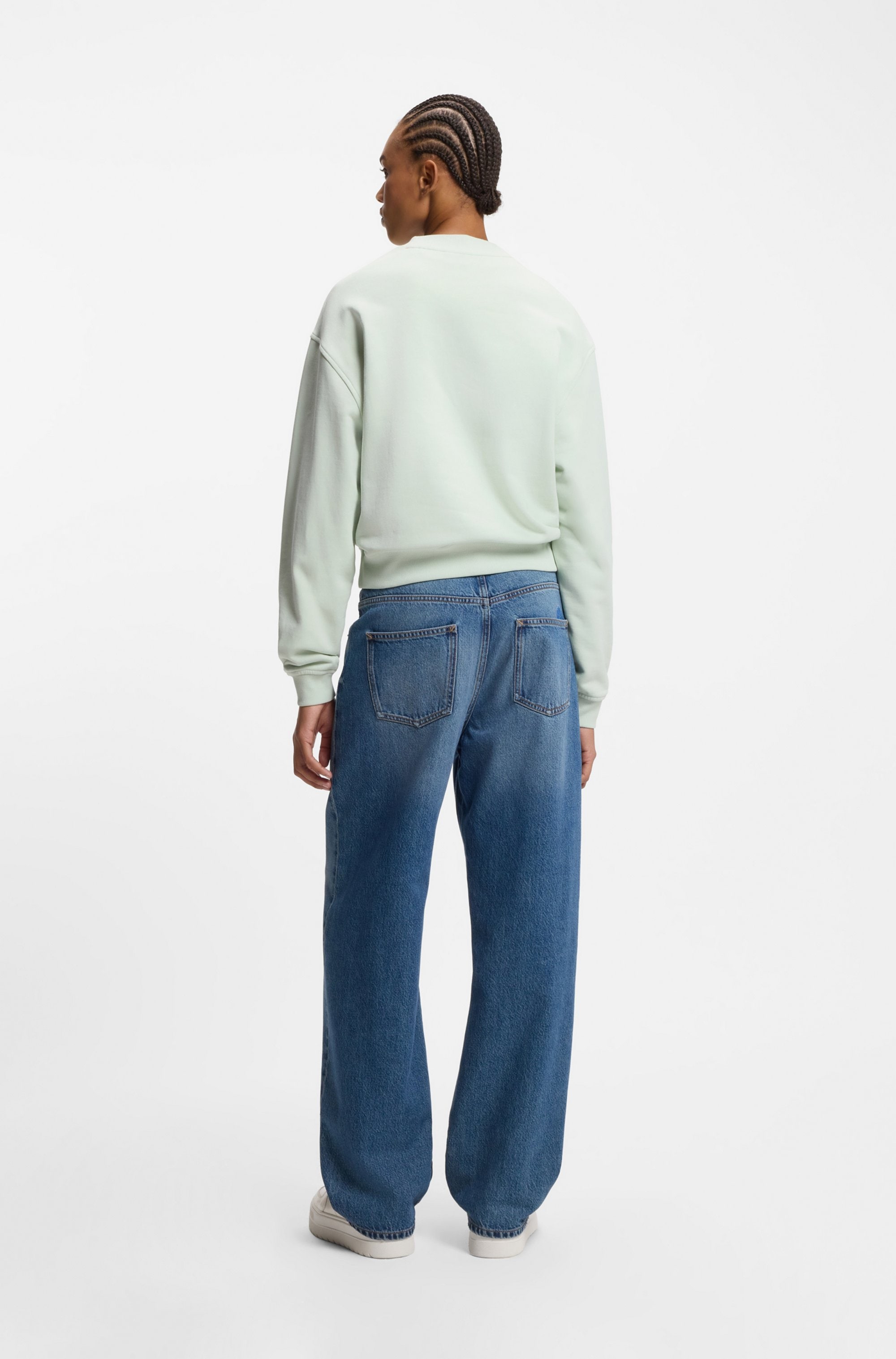 HUGO Blue Sweatshirt »Delessa«, mit Logoaufnäher
