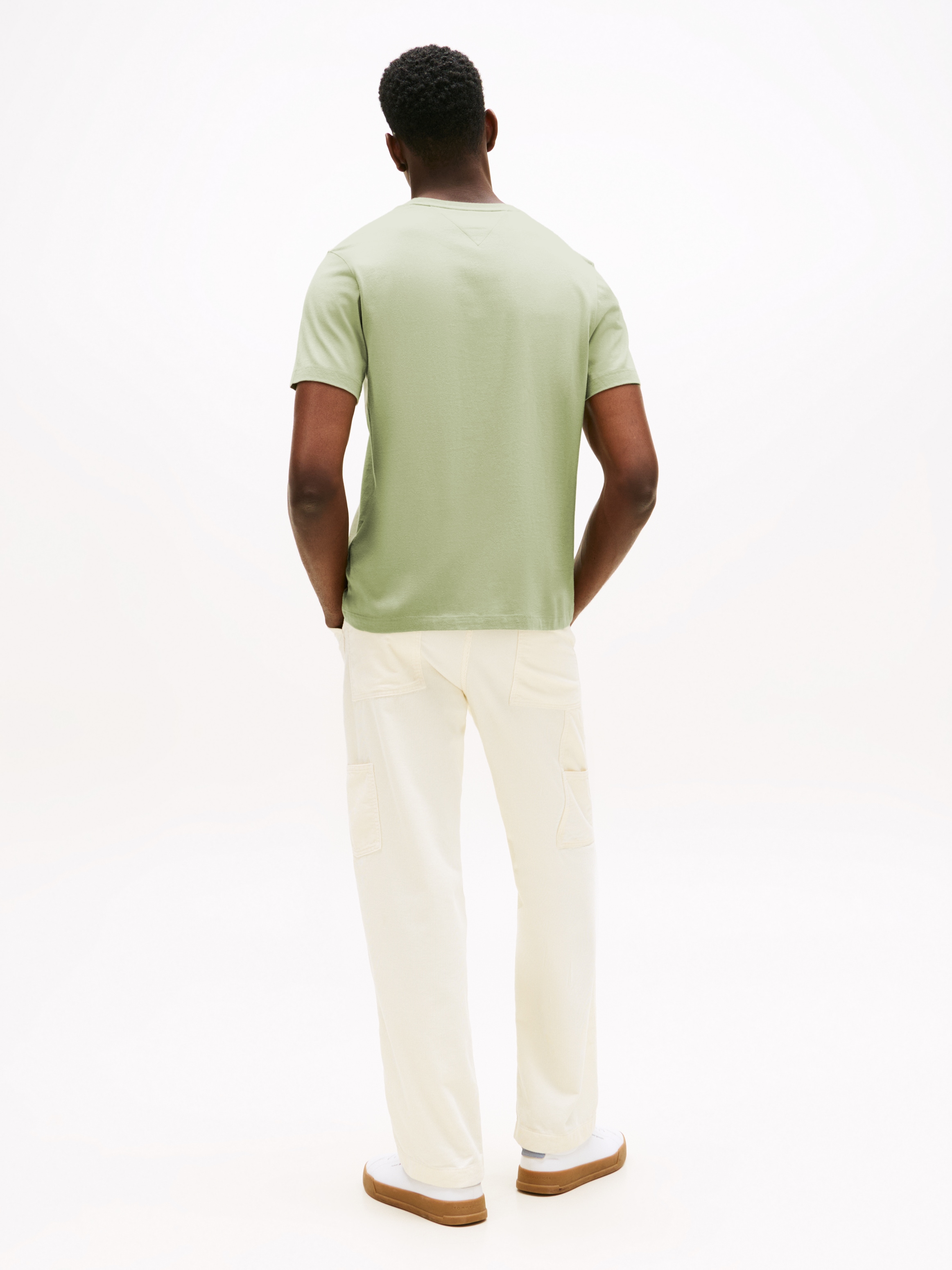 Tommy Hilfiger T-Shirt »ESSENTIAL REG FIT SOLID TEE mit Stickerei und Rundhals«, unifarben, casual, regular fit, Baumwolle, Rundhals