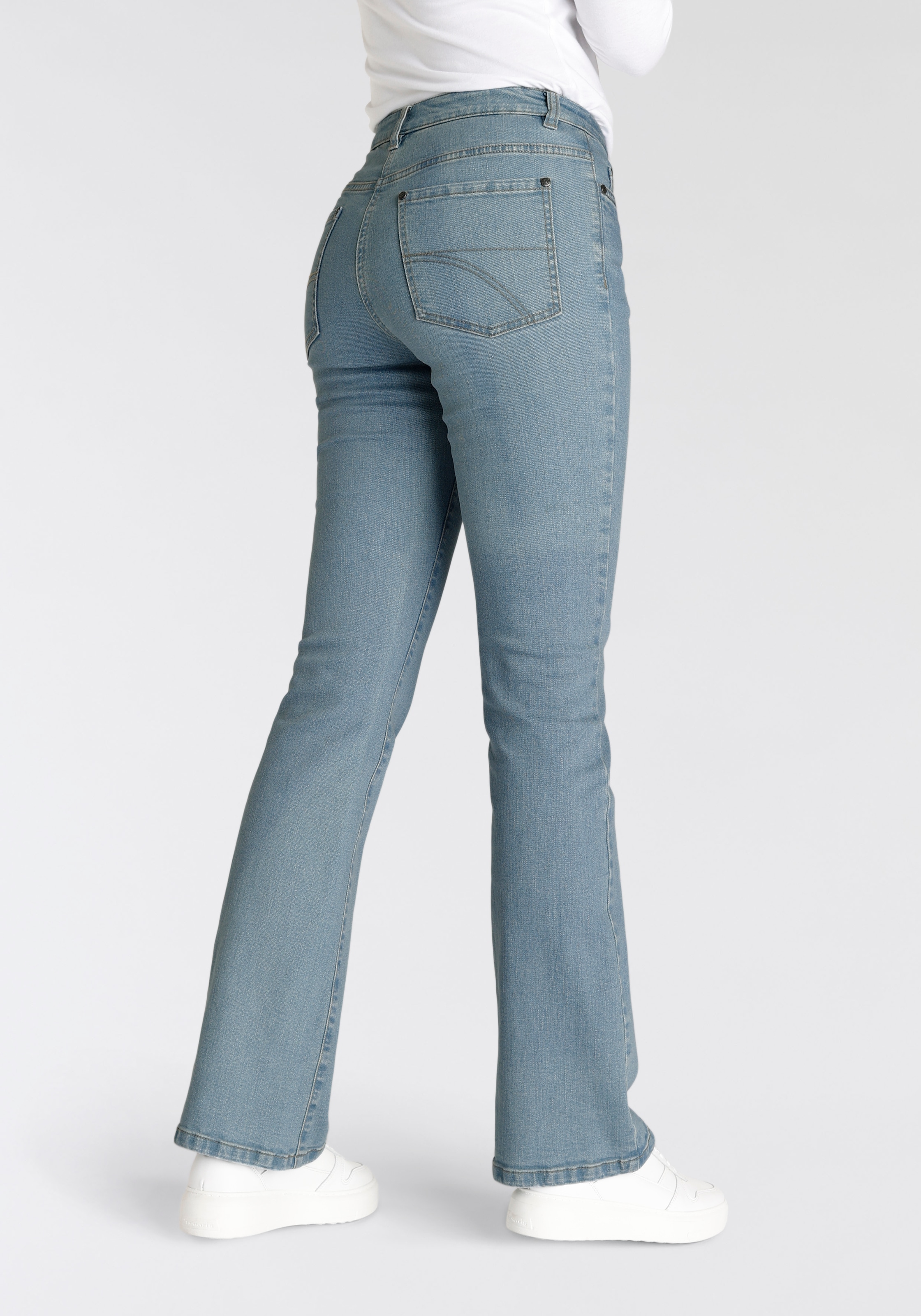 ♕ Arizona Bootcut-Jeans, High Waist versandkostenfrei auf