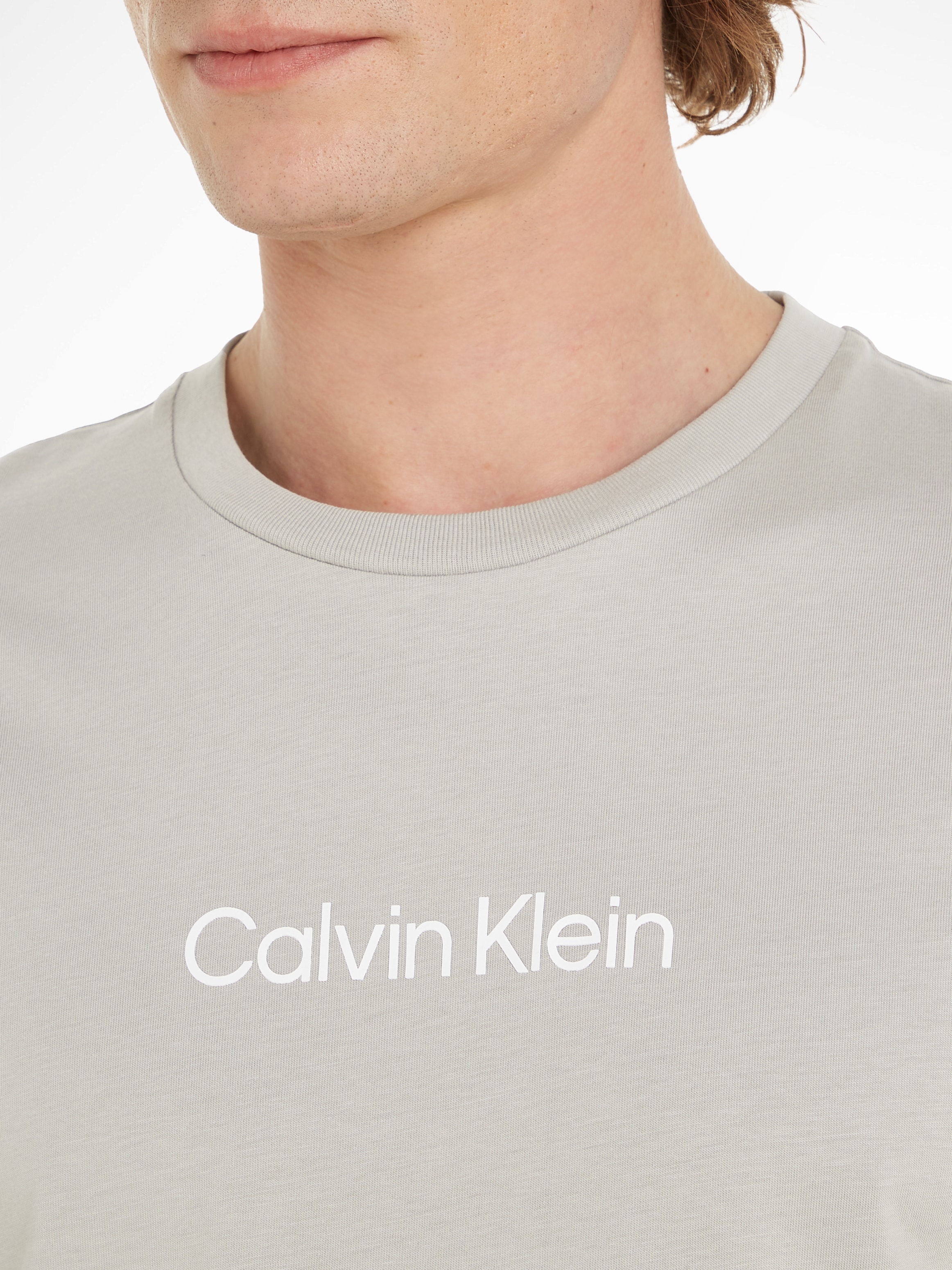 Calvin Klein T-Shirt »HERO LOGO COMFORT T-SHIRT«, mit aufgedrucktem Markenlabel