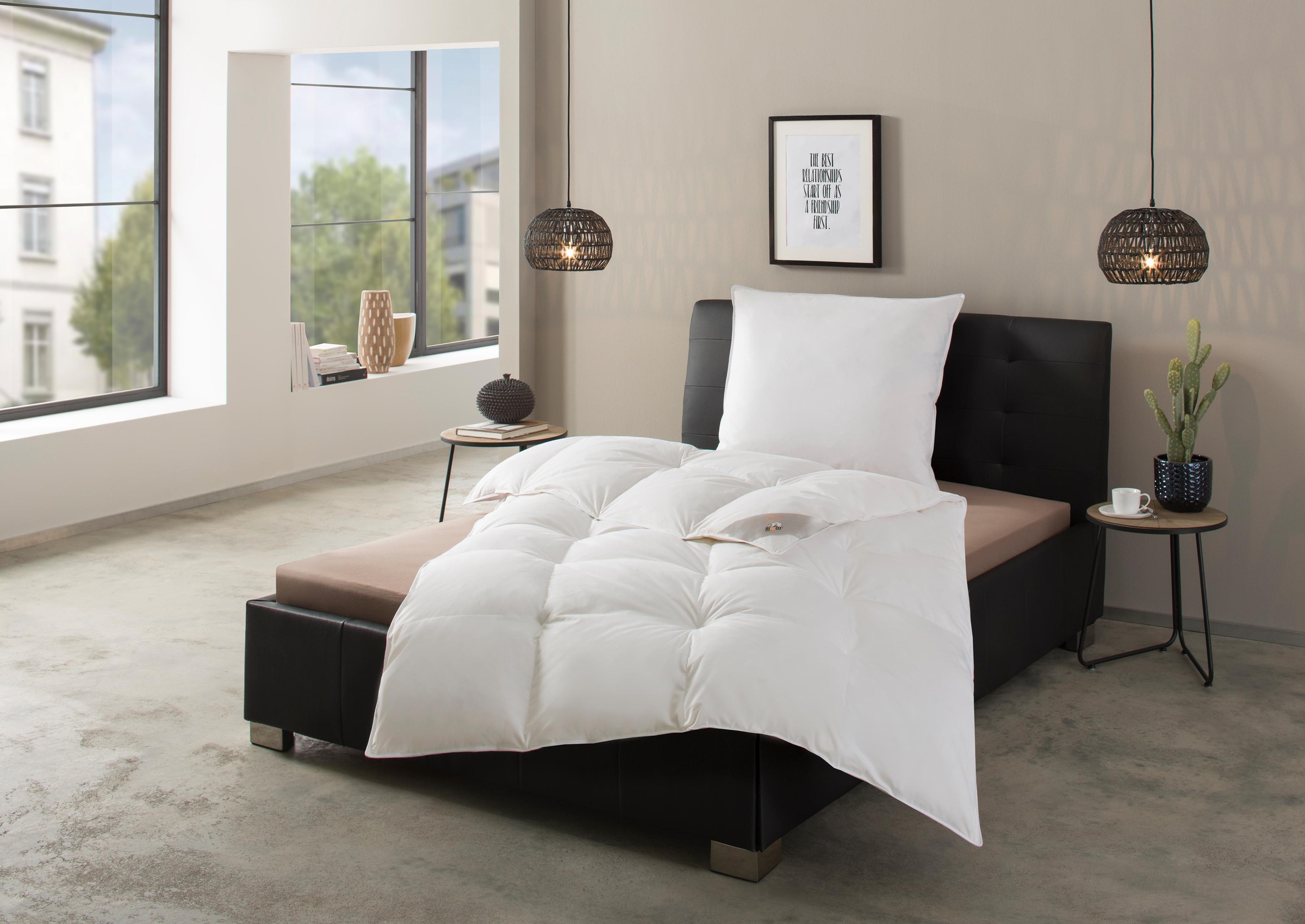 RIBECO Federbettdecke + Federkissen "Laram, 2-tlg. Naturprodukt zum TOP-Preis" Decke mit Kissen, verschiedene Grössen, Bettdecke 135x200, 155x220 cm