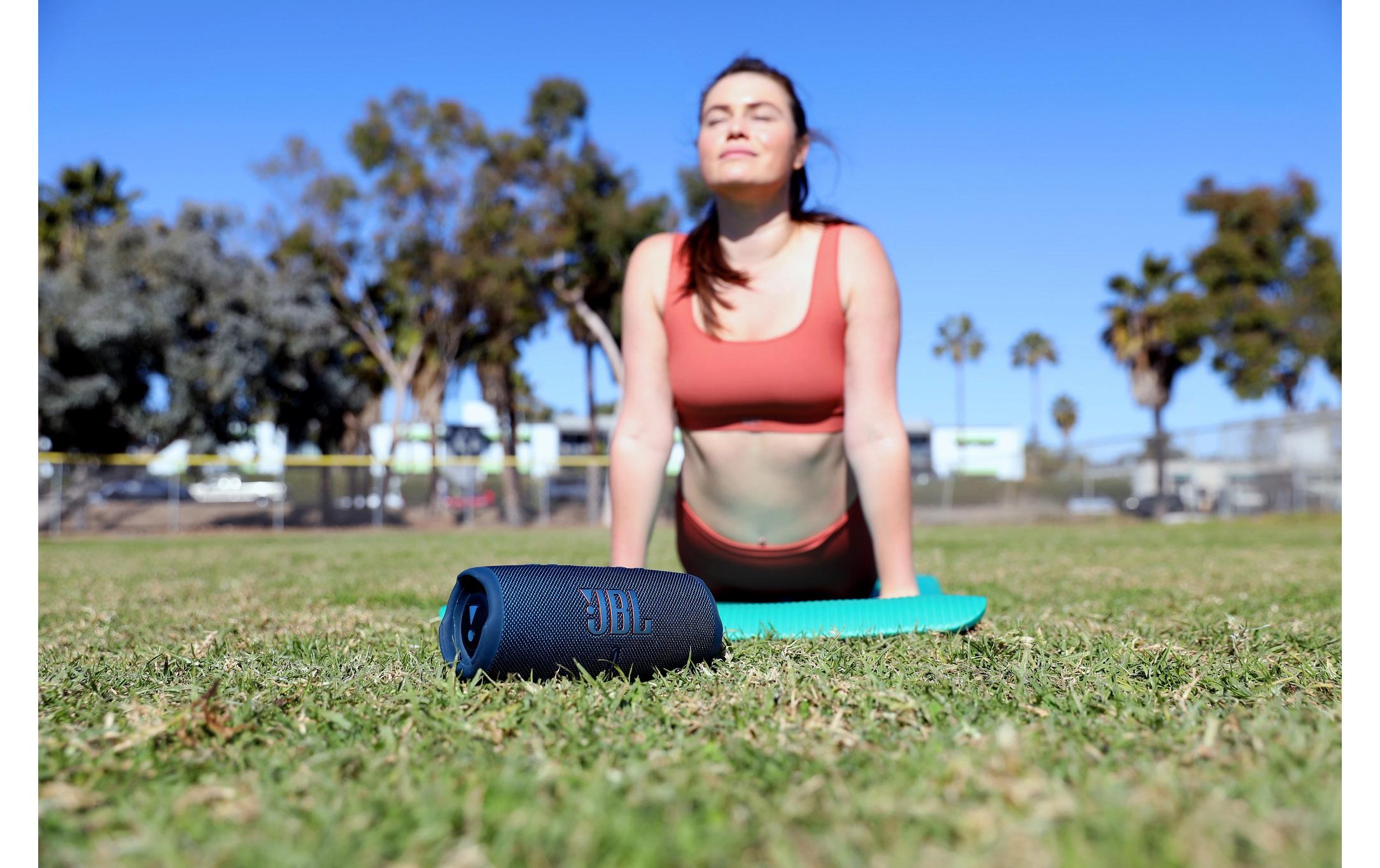 JBL Bluetooth-Speaker »Charge 5 Blau«