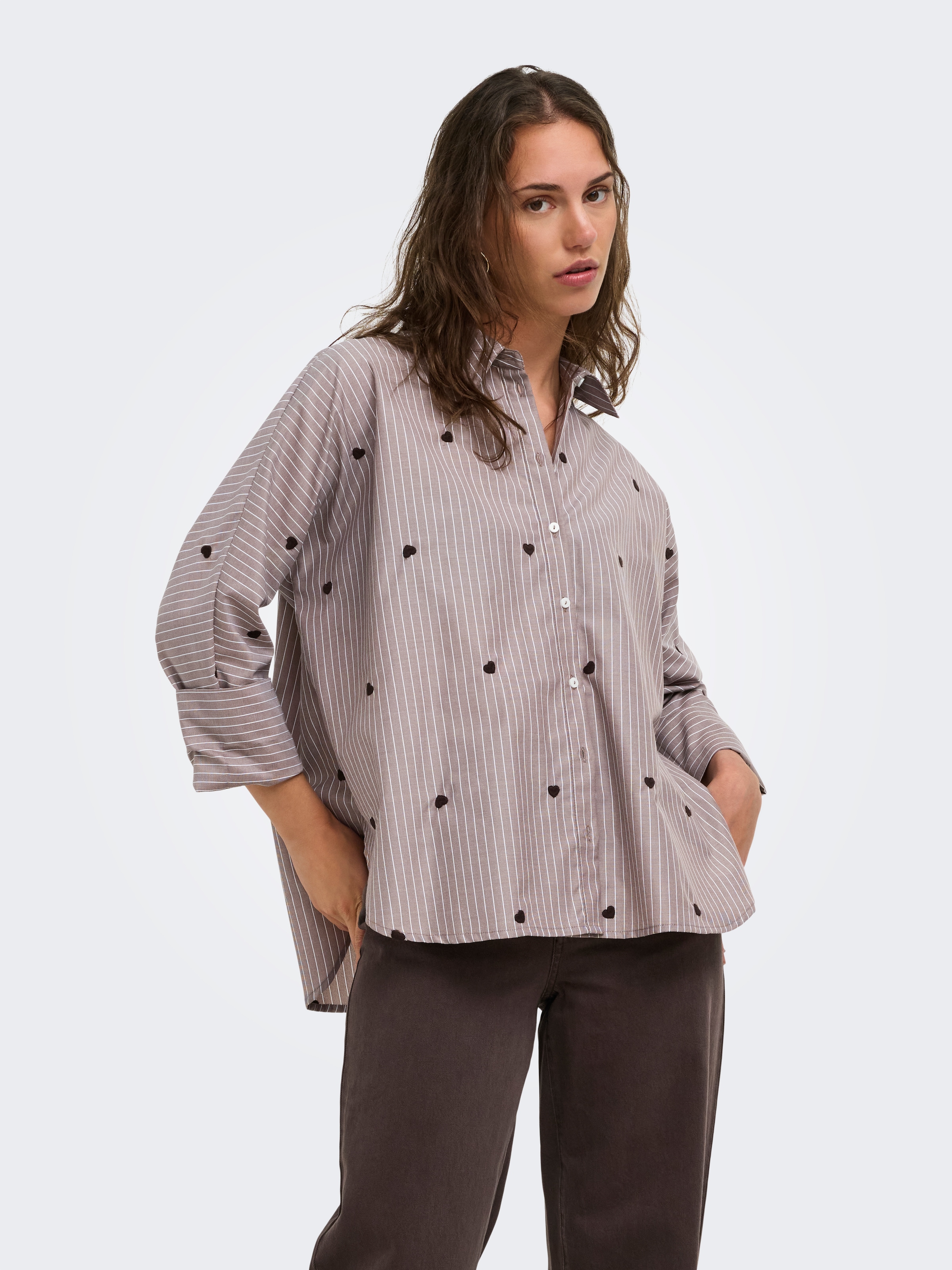 Image of ONLY Hemdbluse "ONLNEW LINA GRACE LS STRIPE EMB SHIRT" Materialmix, Herzchen Stickerei