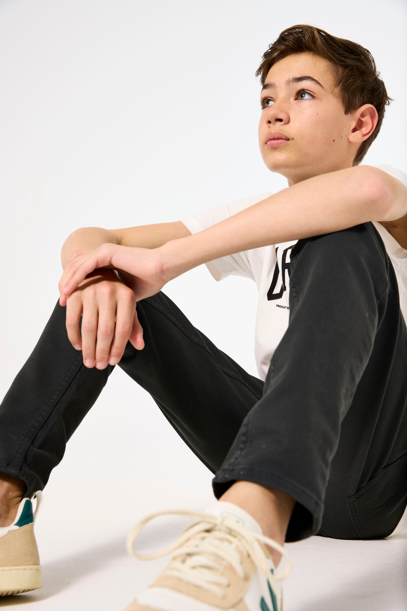 Garcia 5-Pocket-Jeans »Lazlo« mit Destroyed-Detail am Knie, for BOYS