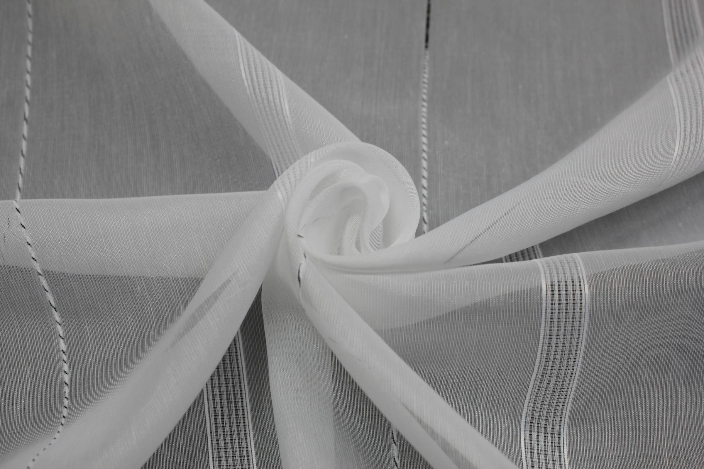 Wirth Vorhang »Theresa« Ösen 1 Stk. tlg. Store