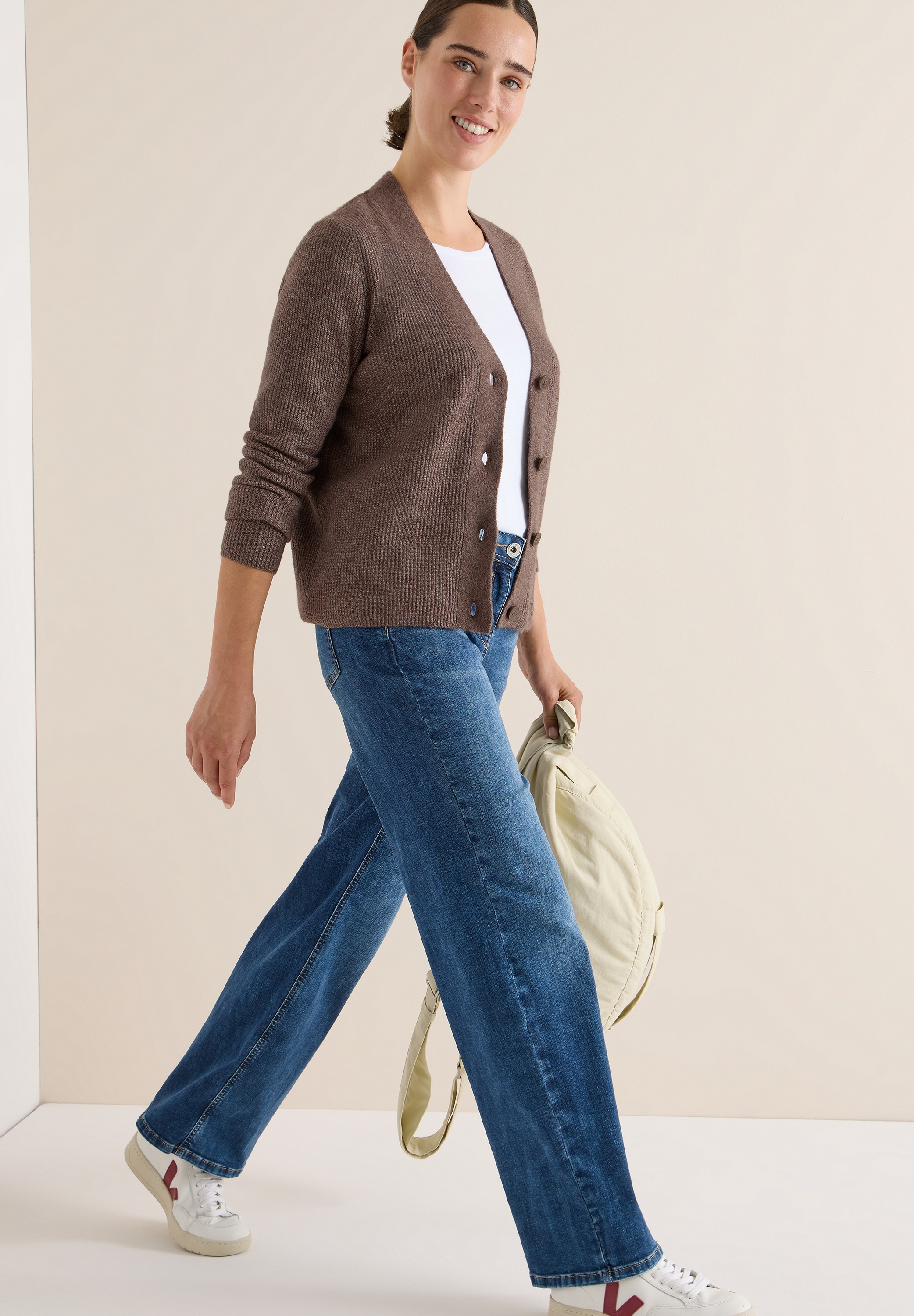 Cecil Cardigan mit Strukturdetail und Knopfleiste