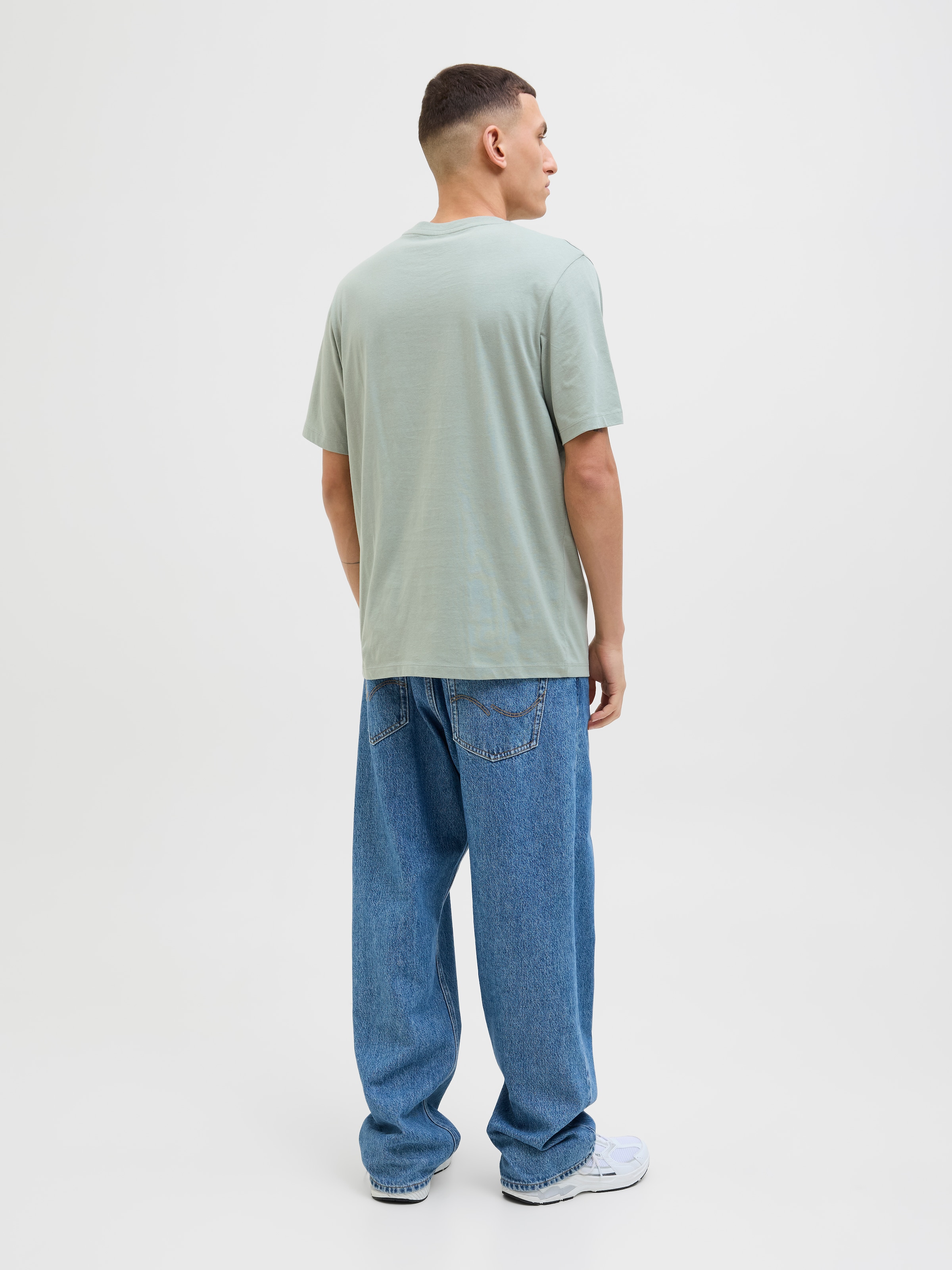 Jack & Jones Rundhalsshirt »JJPALM TEE SS CREW NECK LN«