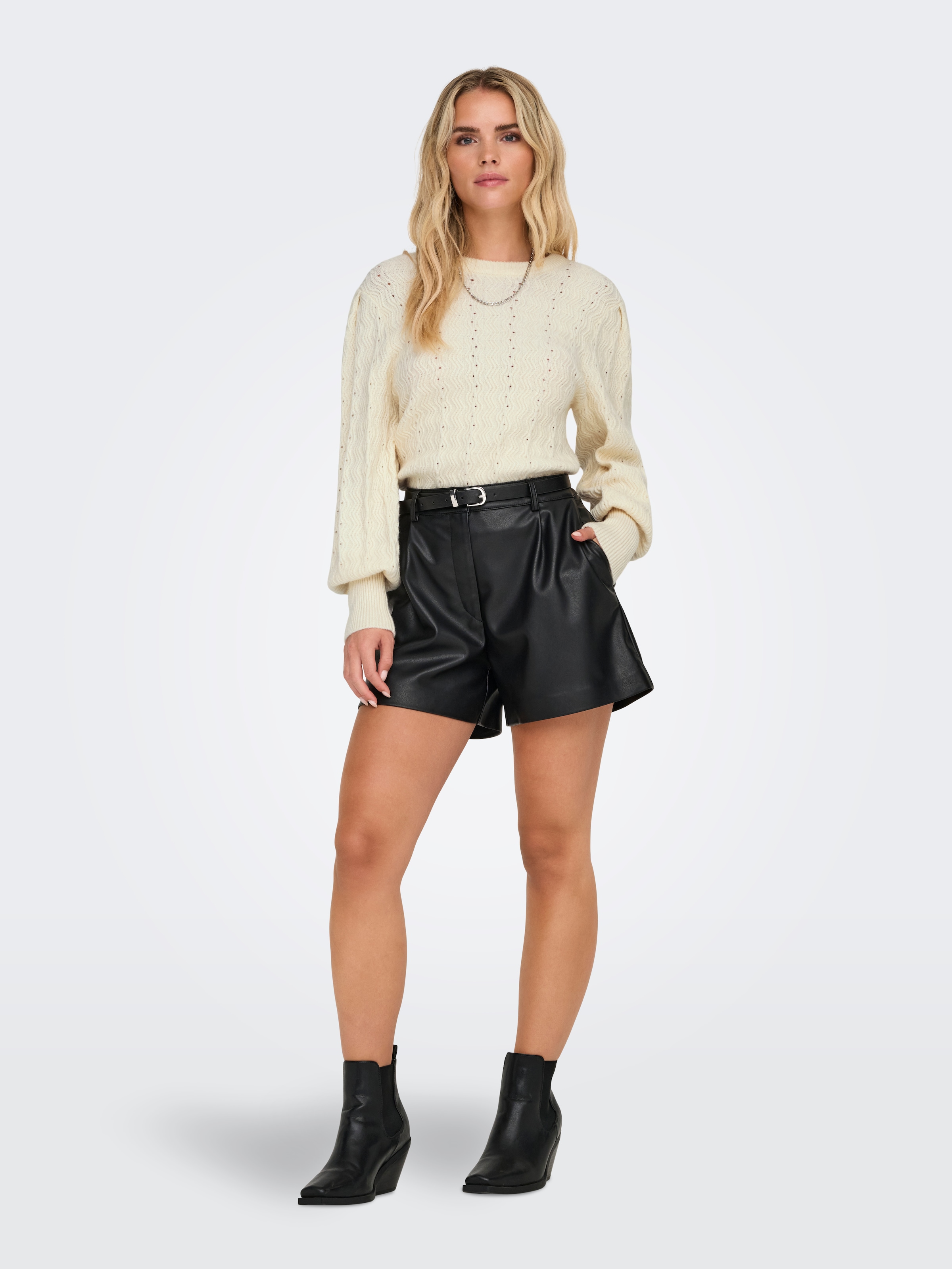 ONLY Pull à col rond »ONLKATIA LS STRUC PUFF ONECK CC KNT«