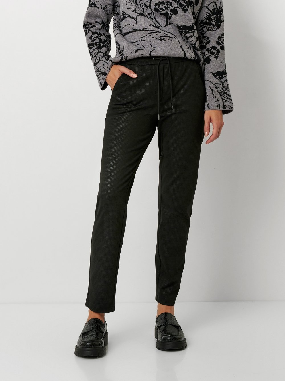 Image of TONI Schlupfhose "Sue Modern Chic" Sommerhose mit feinem Muster