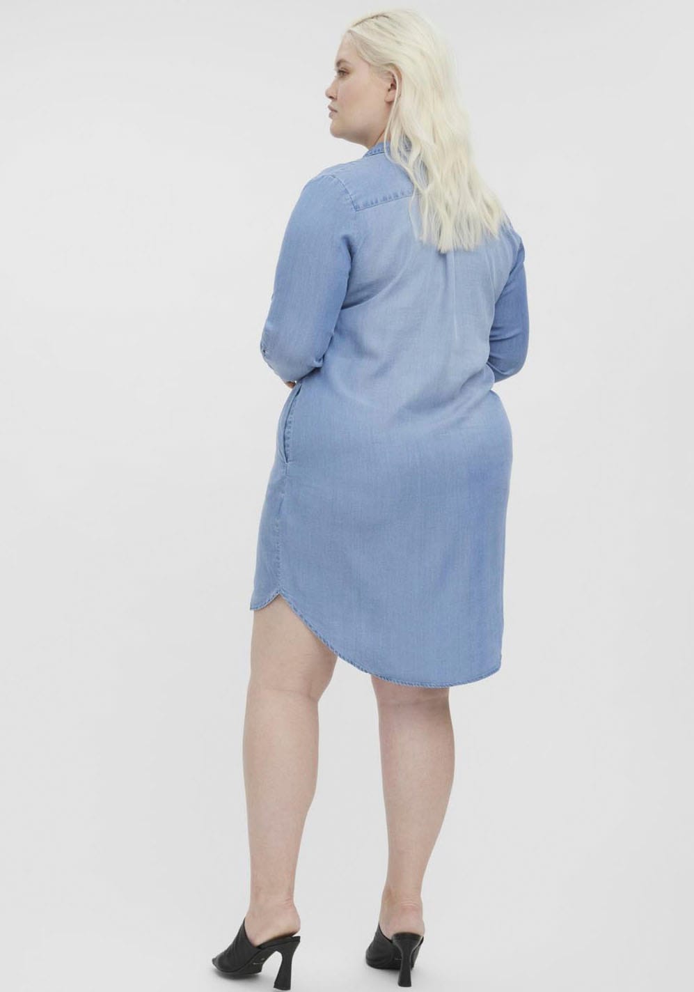 Vero Moda Curve Jeanskleid »VMSILA LS SHORT DRESS MIX GA CURVE NOOS«