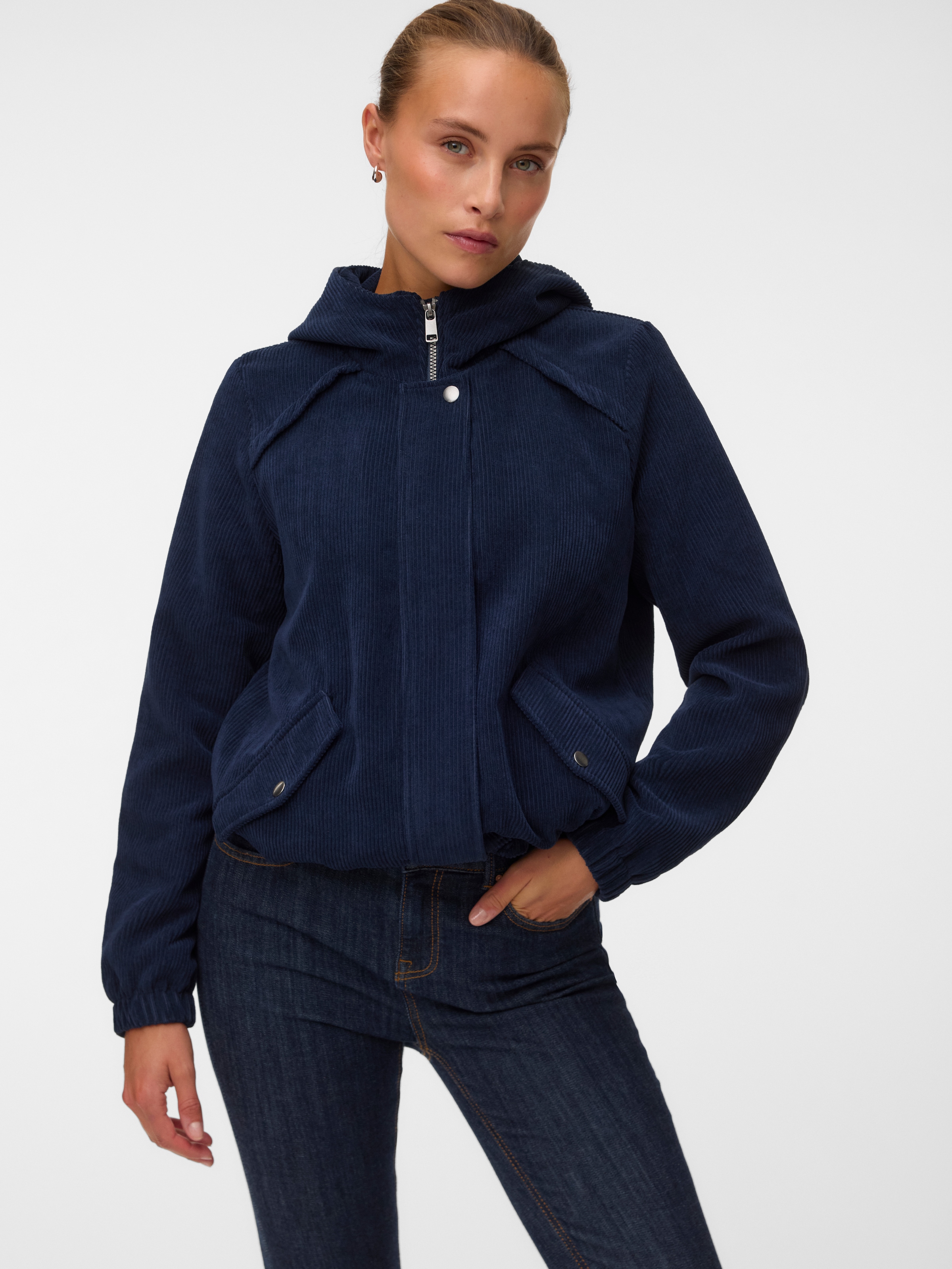 Image of Vero Moda Parka "VMDEBRAZOA SHORT PARKA NOOS" mit Kapuze Kunstfaser, mit Kapuze