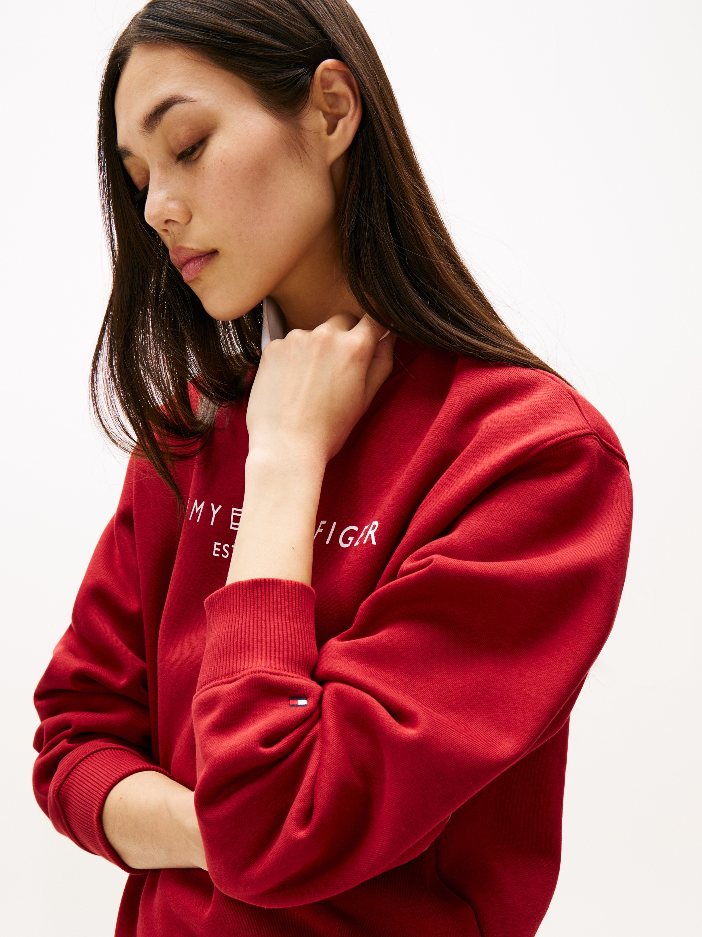 Tommy Hilfiger Sweatshirt »MDRN REG CORP LOGO C-NK SWTSHRT« mit Logoschriftzug