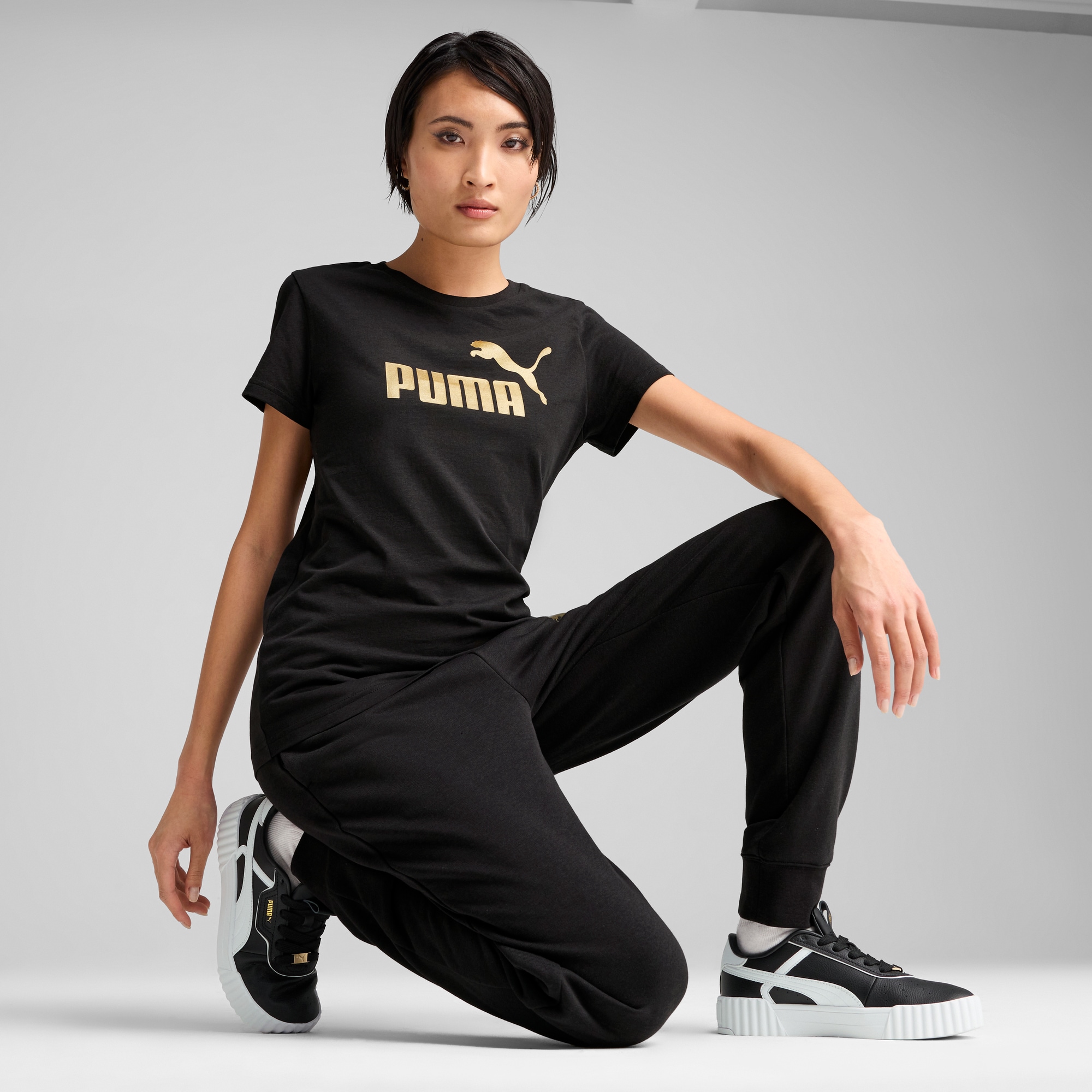 PUMA T-shirt »ESS NO 1 LOGO METALLIC TEE« manches courtes, col rond