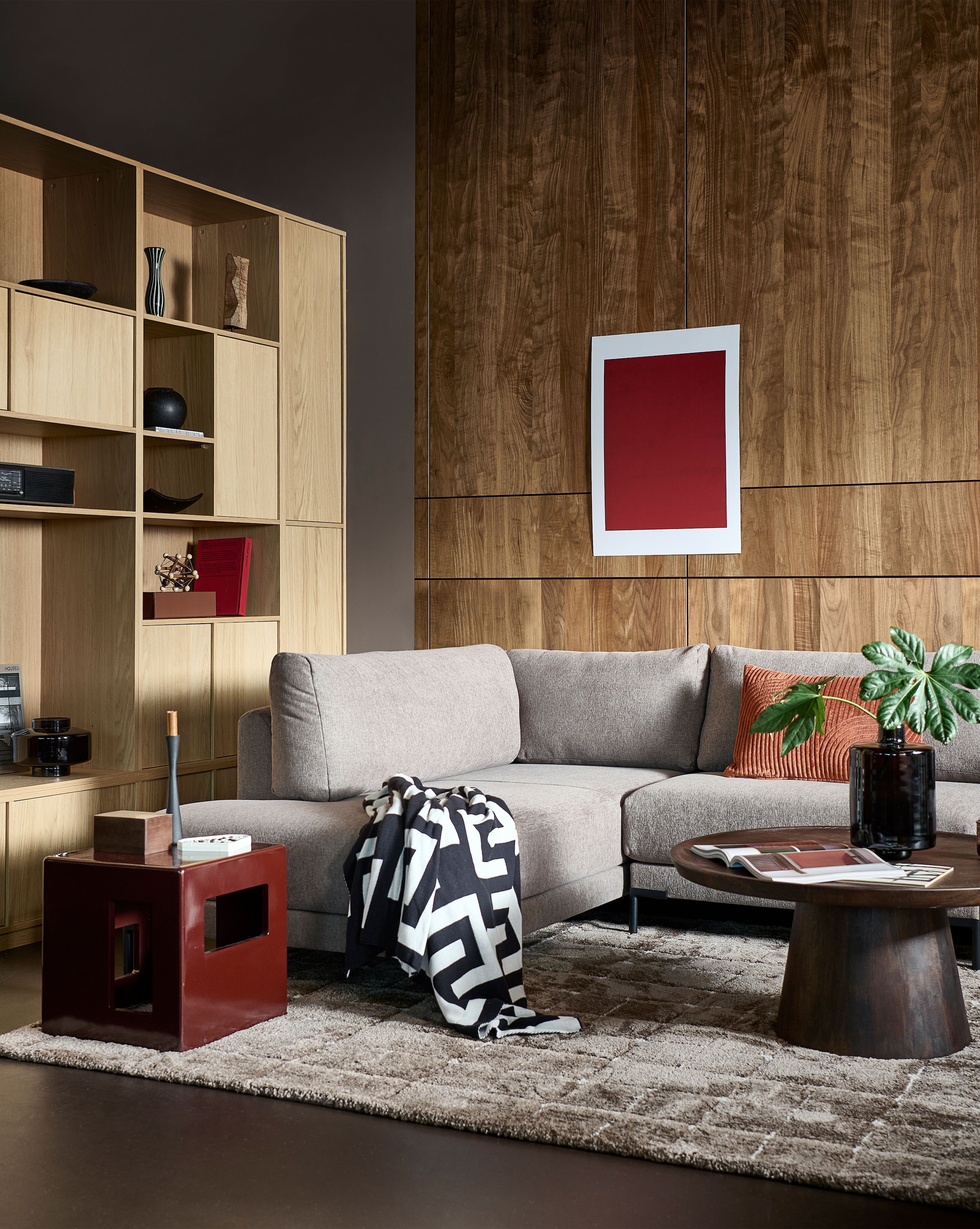 WOOOD Couchtisch »Coffee A Gogo mit Massivmangoholz und bauchigem Standfuss Ø 90 x 40 cm« Tischblattdicke 4 cm, umlaufender Randerhöhung, Tragkraft 15 kg