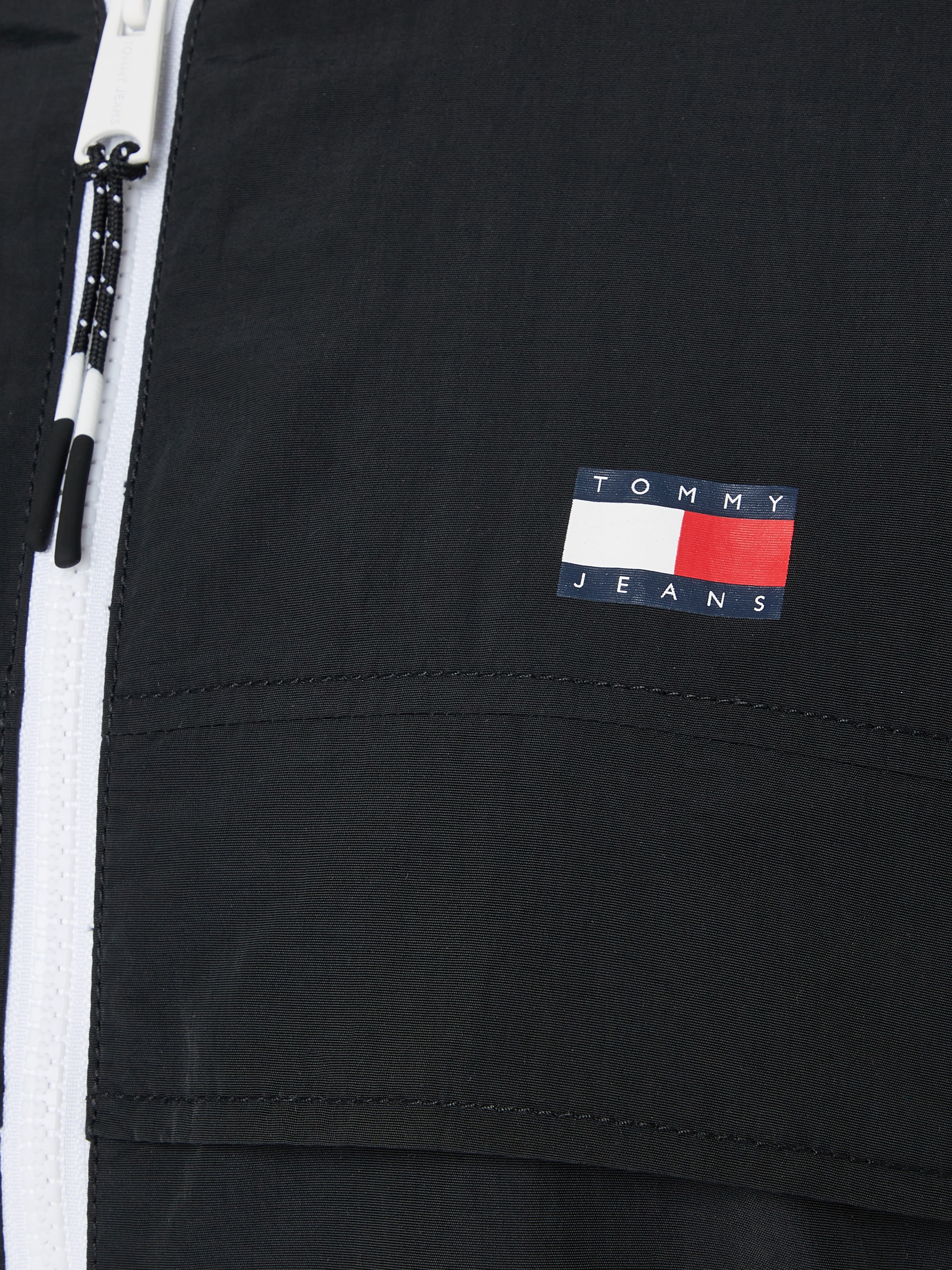 Tommy Jeans Windbreaker »TJW CHICAGO WINDBREAKER EXT«, mit Kapuze, mit kontrastfarbenen Reissverschlüssen