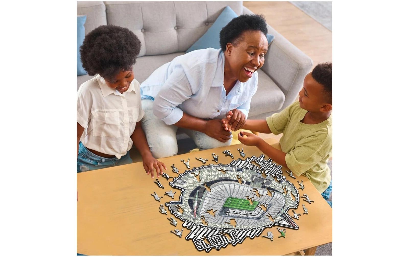   Puzzle »Iconic Juventus Fc – Allianz Stadium« Holzart: Birke (Herkunftsland: China)