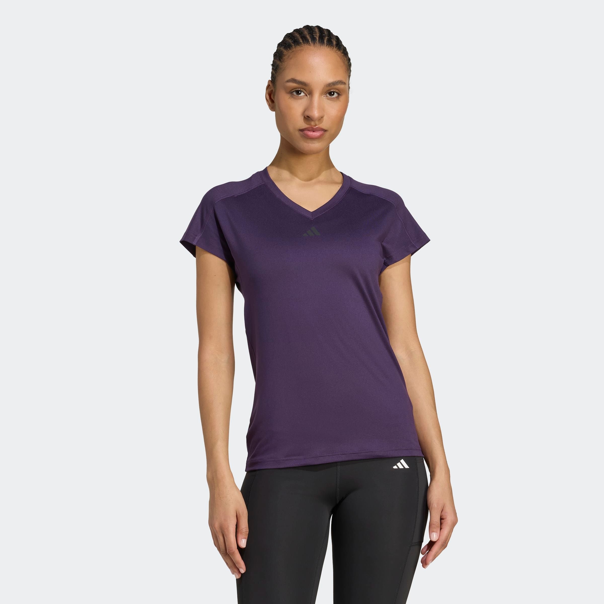 Image of adidas Performance T-Shirt "AEROREADY TRAIN ESSENTIALS MINIMAL BRANDING V-NECK" Trainingsshirt, feuchtigkeitsabsorbierend mit V Ausschnitt