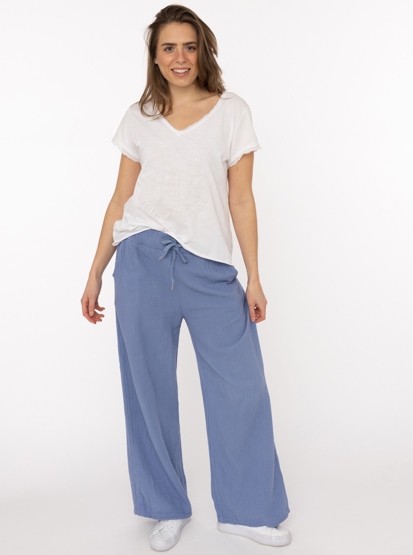 Image of Zwillingsherz Stoffhose ""Musselin"" mit Zugband, Eingriffstaschen und weitem Bein