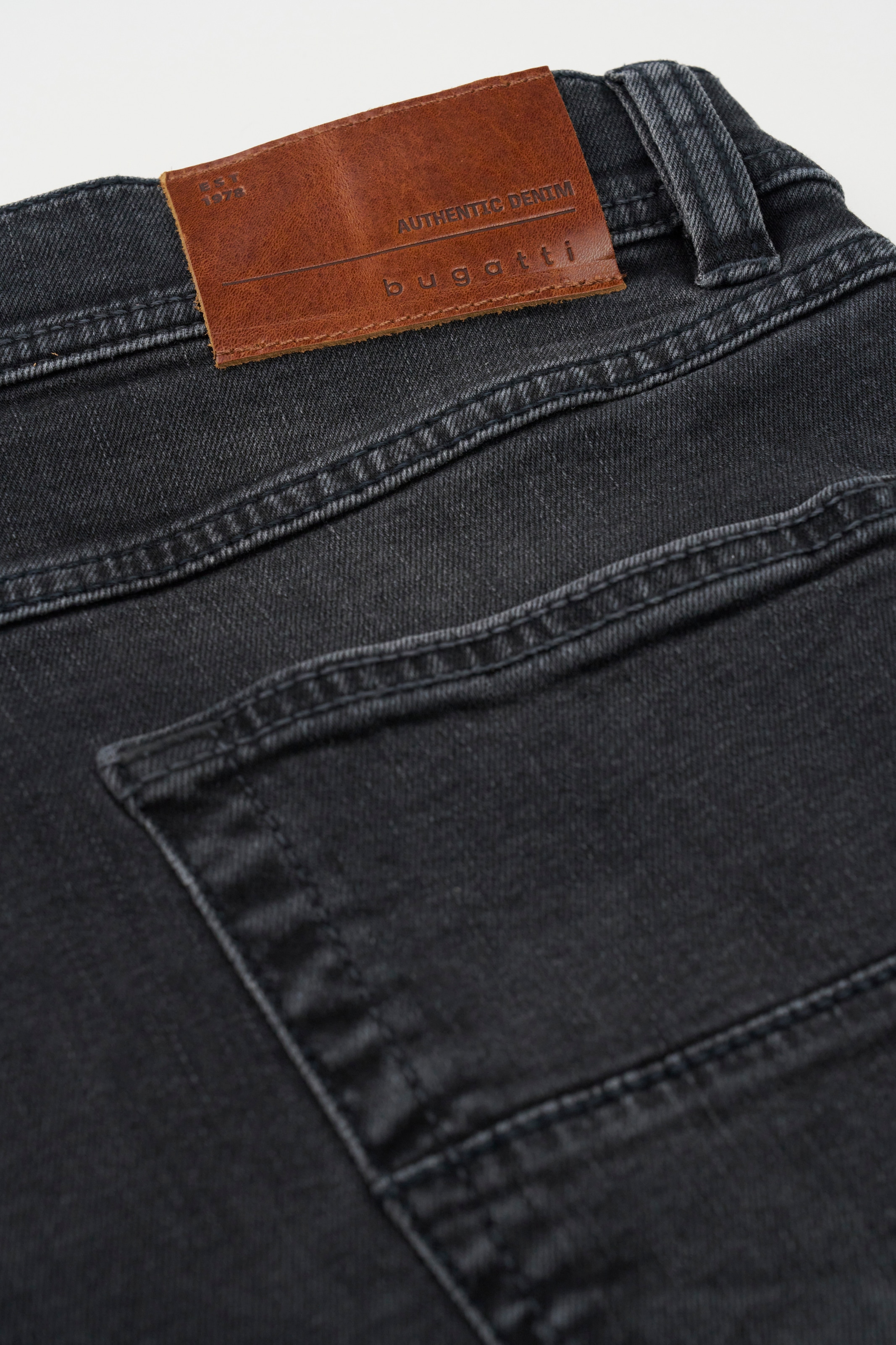 bugatti 5-Pocket-Jeans