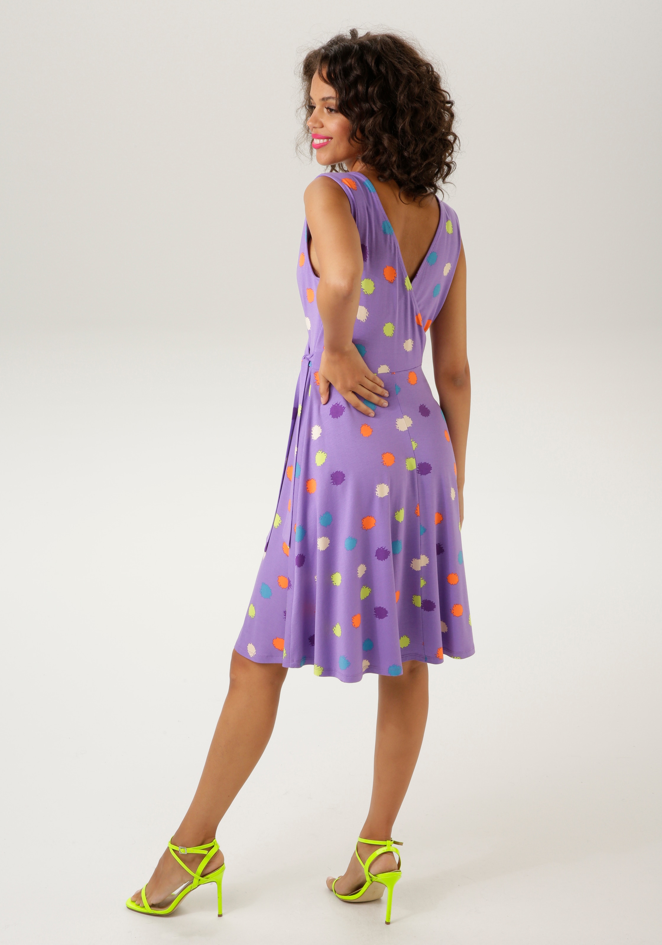 Aniston CASUAL Sommerkleid, mit bunten Klecksen bedruckt - jedes Teil ein Unikat - NEUE KOLLEKTION