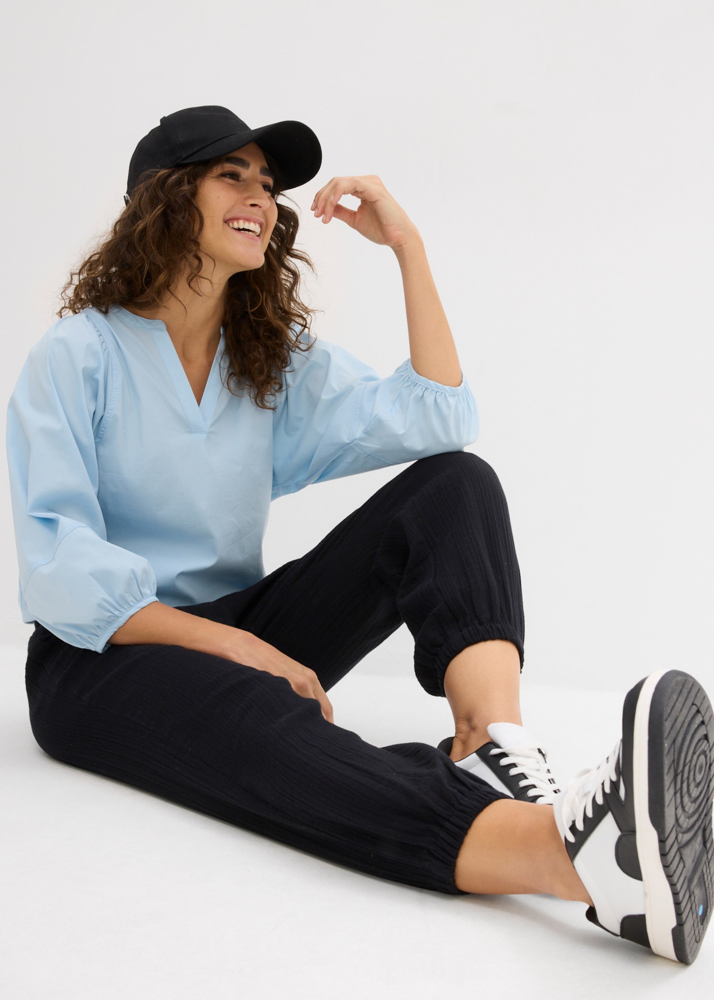bonprix Pantalon de harem »Musselin Hose mit Smockbund«  aus Musselin, aus Baumwolle, lockere Passform, mit Smockbund