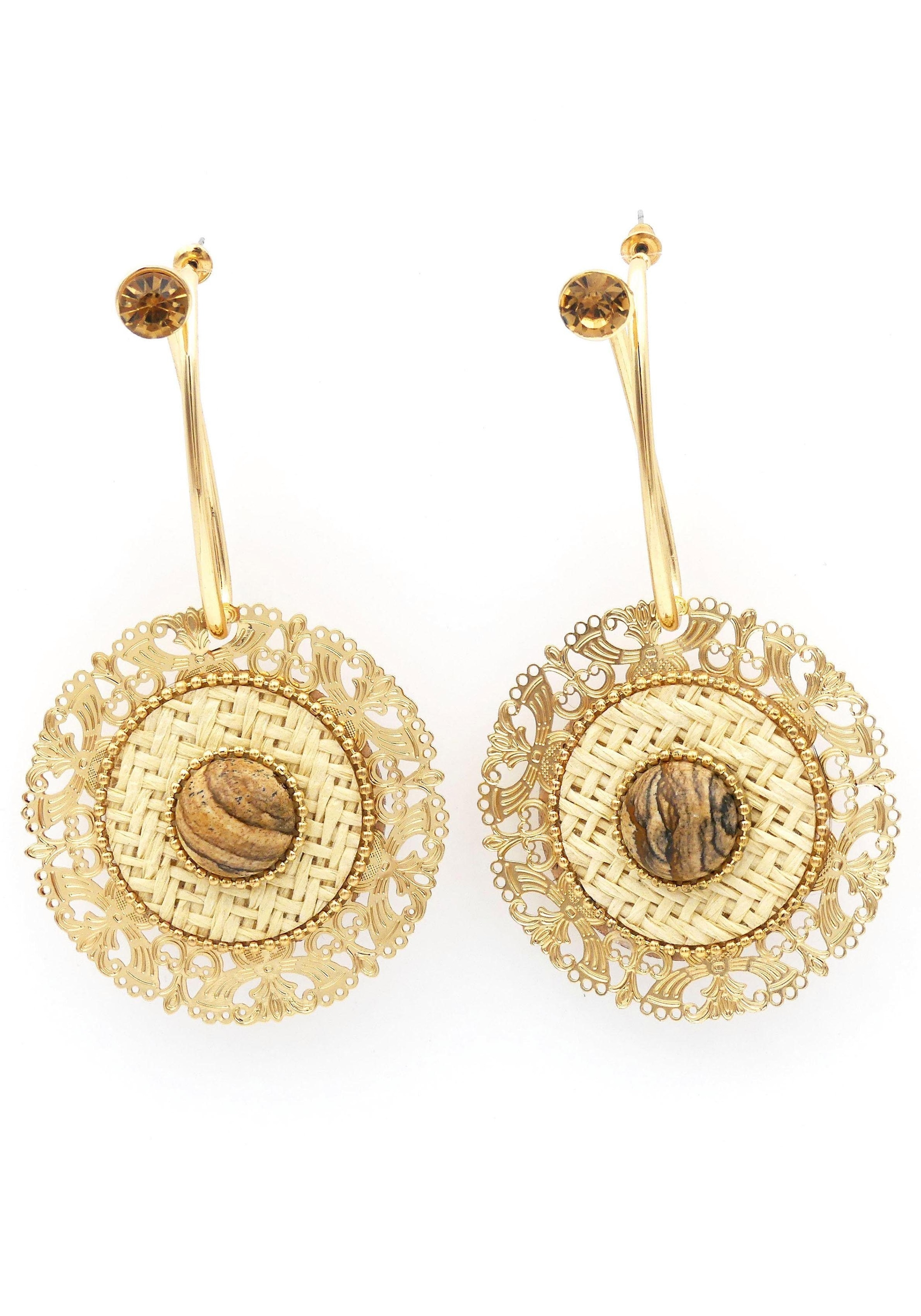 Paar Ohrstecker »mit geflochtenem Bast, Umrandung gleicht einer Stickerei«