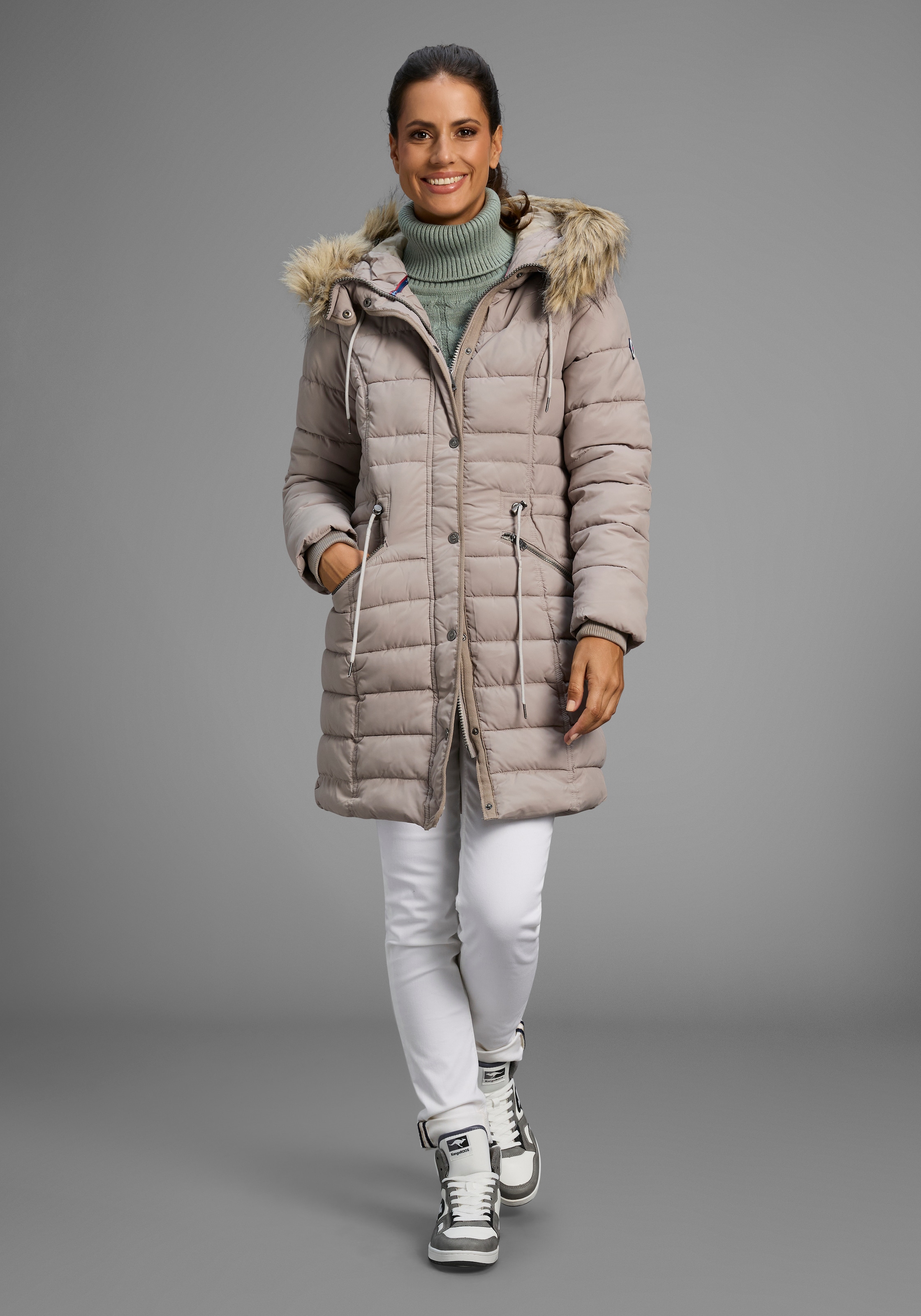 KangaROOS Steppjacke, mit Kapuze, figurbetonter Schnitt, mit Reissverschlusstaschen
