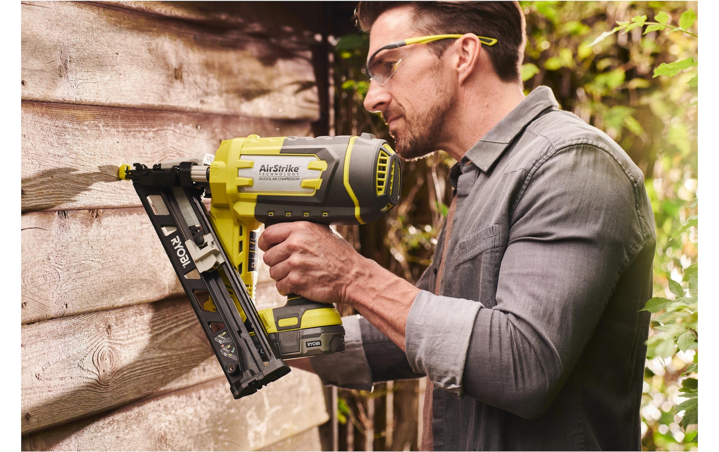 RYOBI Nagler »R15GN18-0«