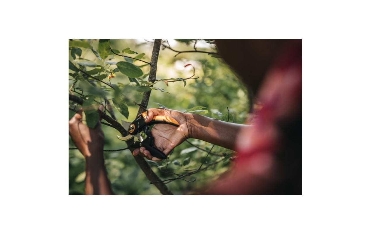 Fiskars Gartenschere »Bypass M P721«