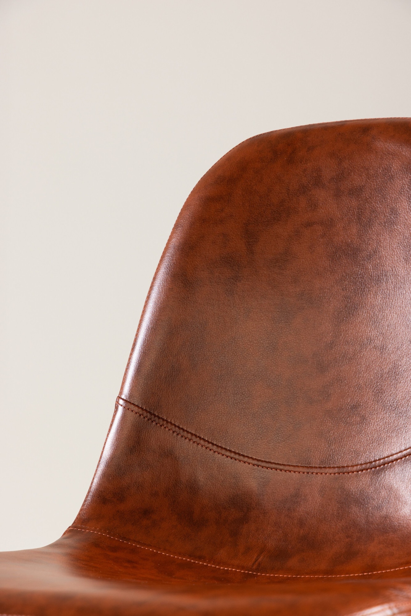 Venture Home Chaise de salle à manger »Polar, 2er-Set Esszimmerstühle in Braun-PU, 150 kg belastbar« () 2 cuischaise rembourrée, aspect cuir, pieds en métal, arrondi, élégant