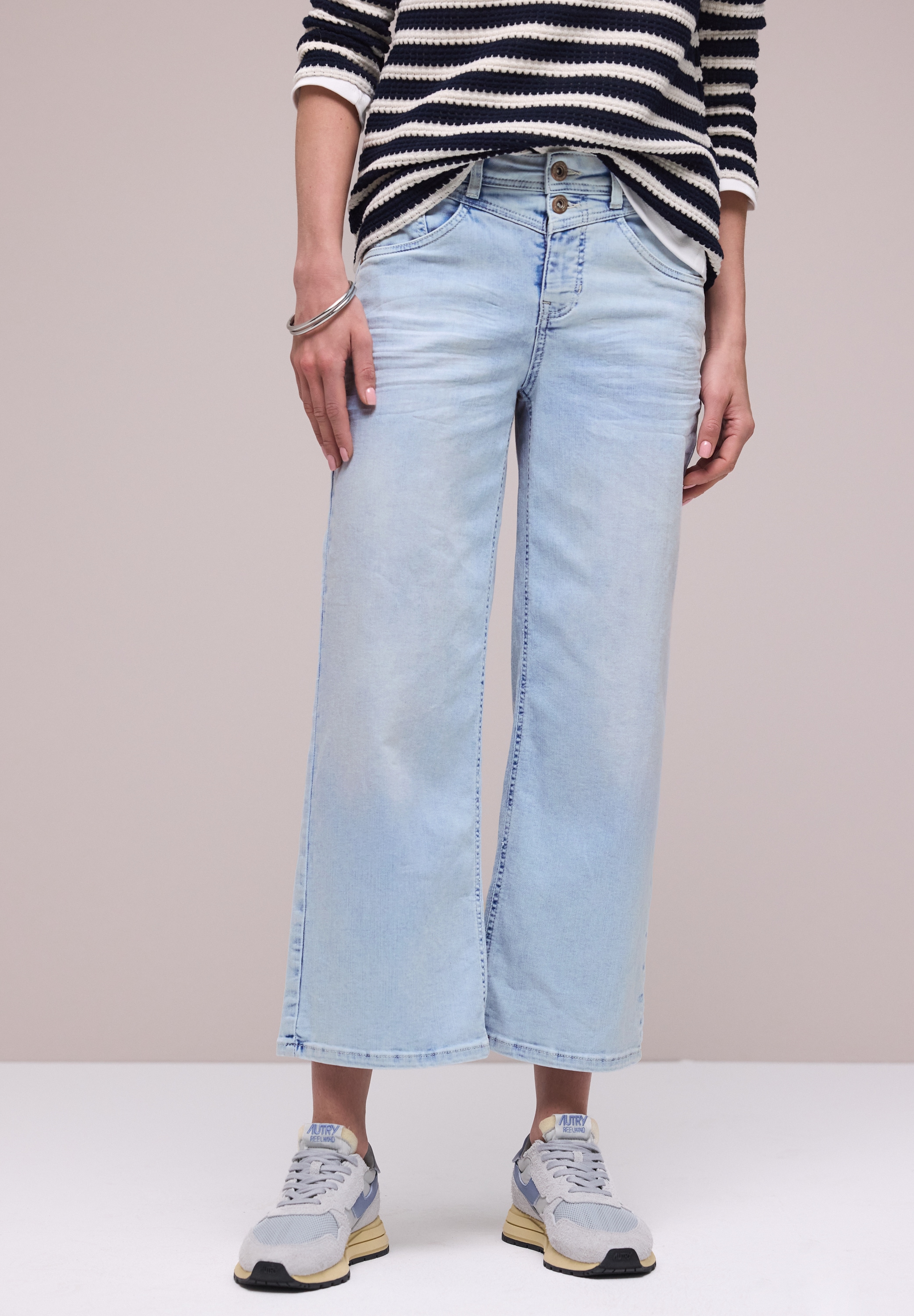 Image of STREET ONE Loose-fit-Jeans "Style Emee" Wide Leg Jeans mit Stretch