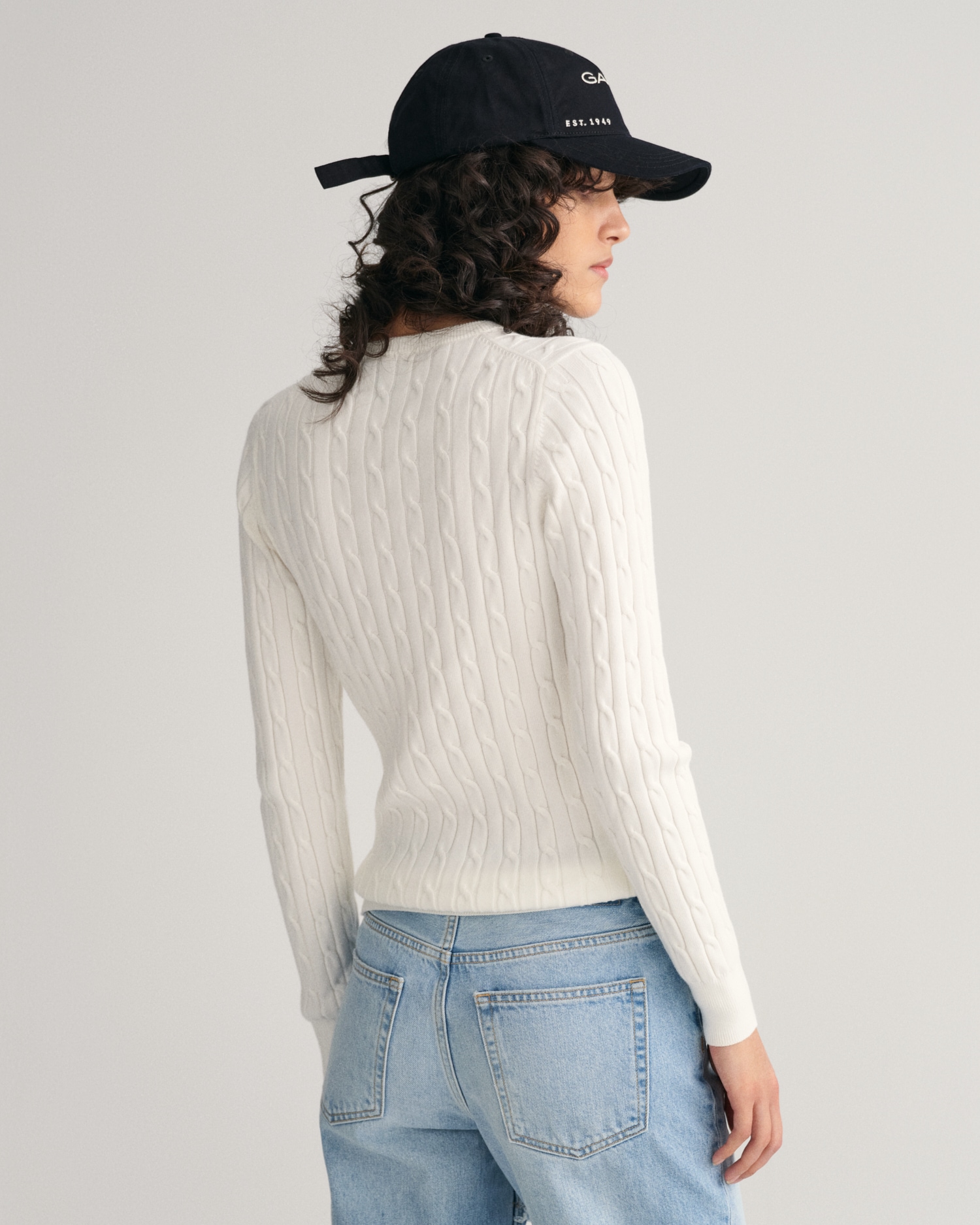 Gant Pull en tricot »STRETCH COTTON CABLE C-NECK« mit Logostickerei auf der Brust