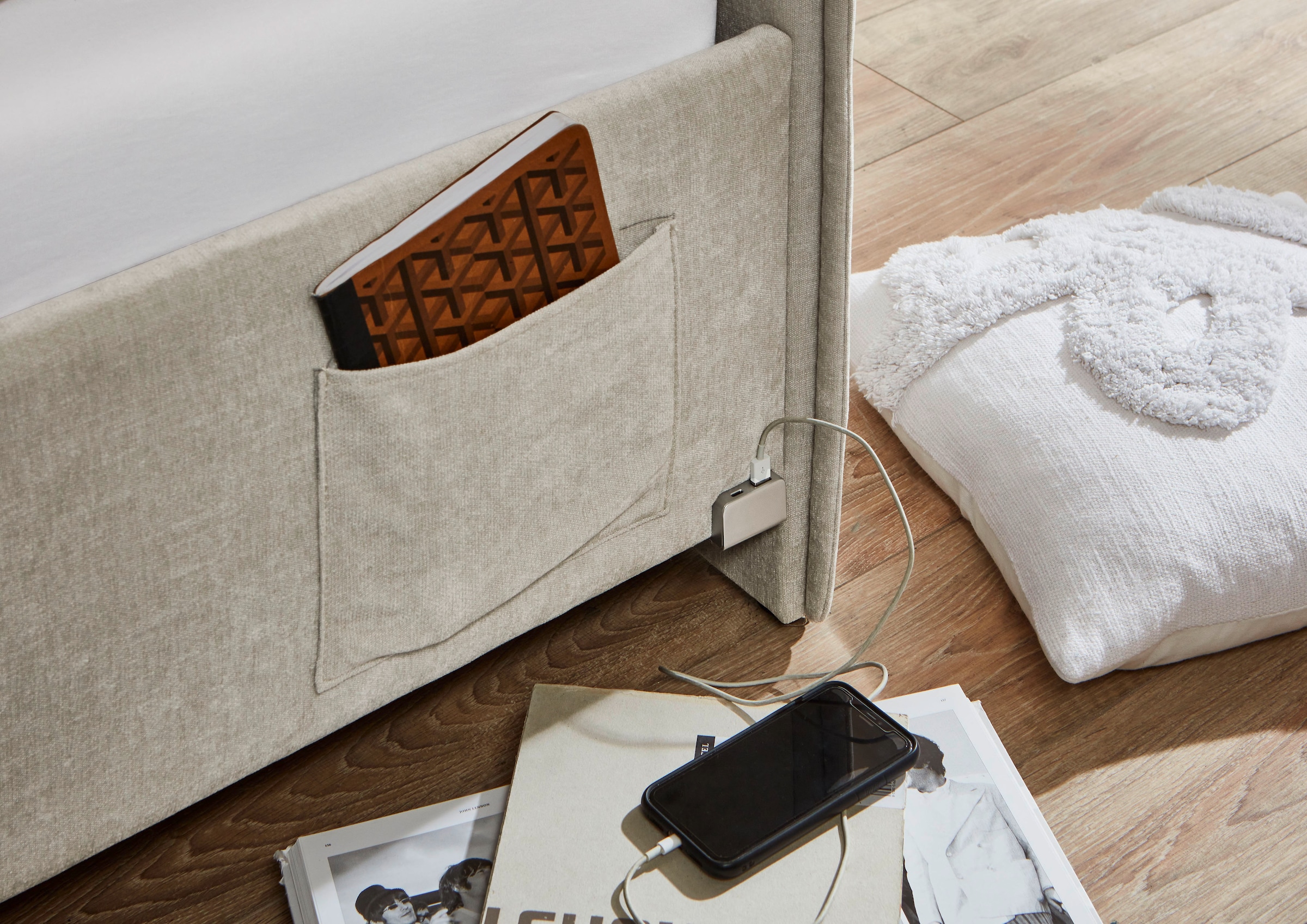 meise.möbel Lit d'enfant »FUN II« Polsterbett wahlweise mit Bettkasten, Jugendbett inkl. USB-Anschluss