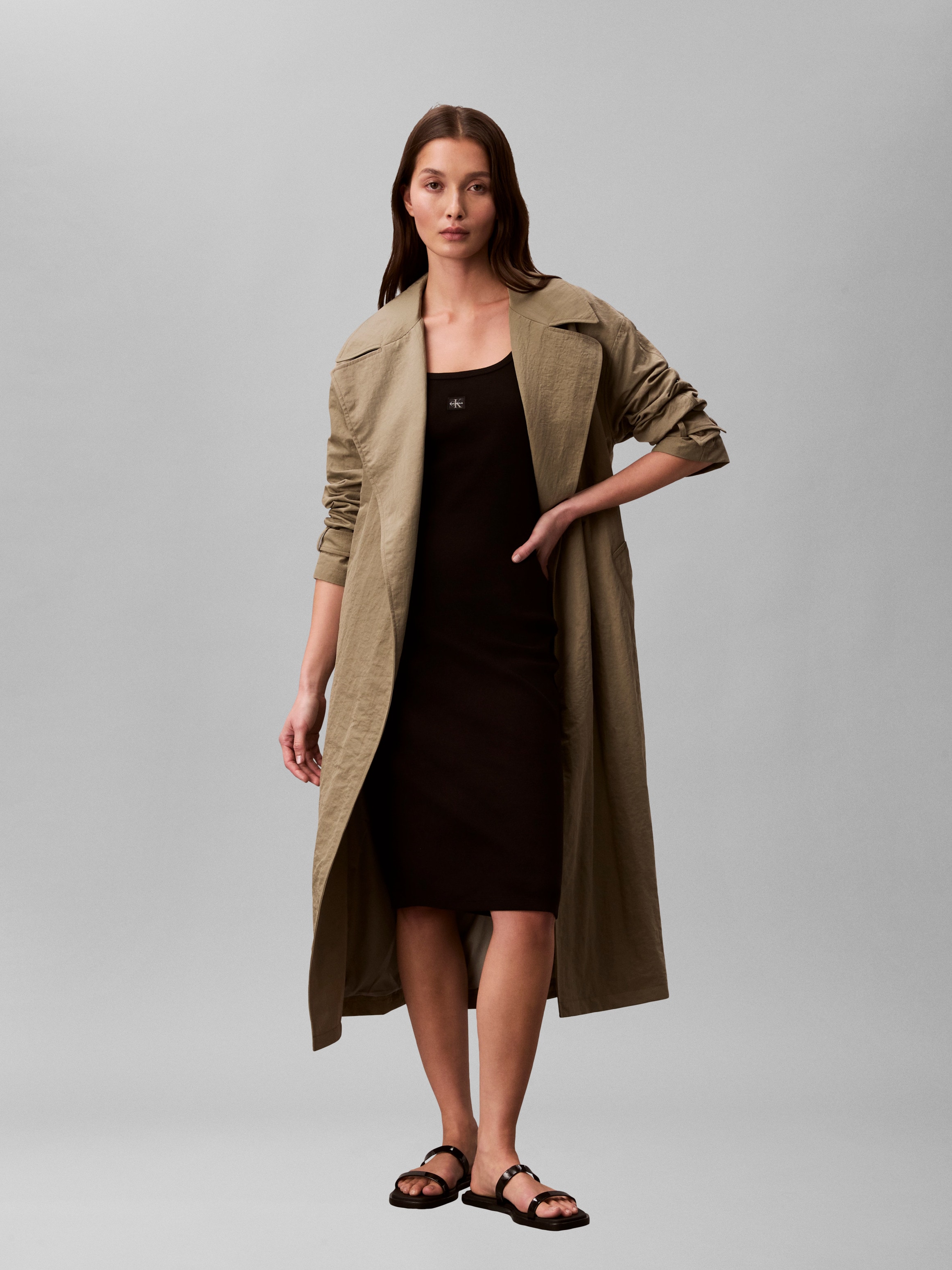 Calvin Klein Jeans Mini-robe »BABY RIB WOVEN LABEL« Sans poche Coupe ajustée avec col rond