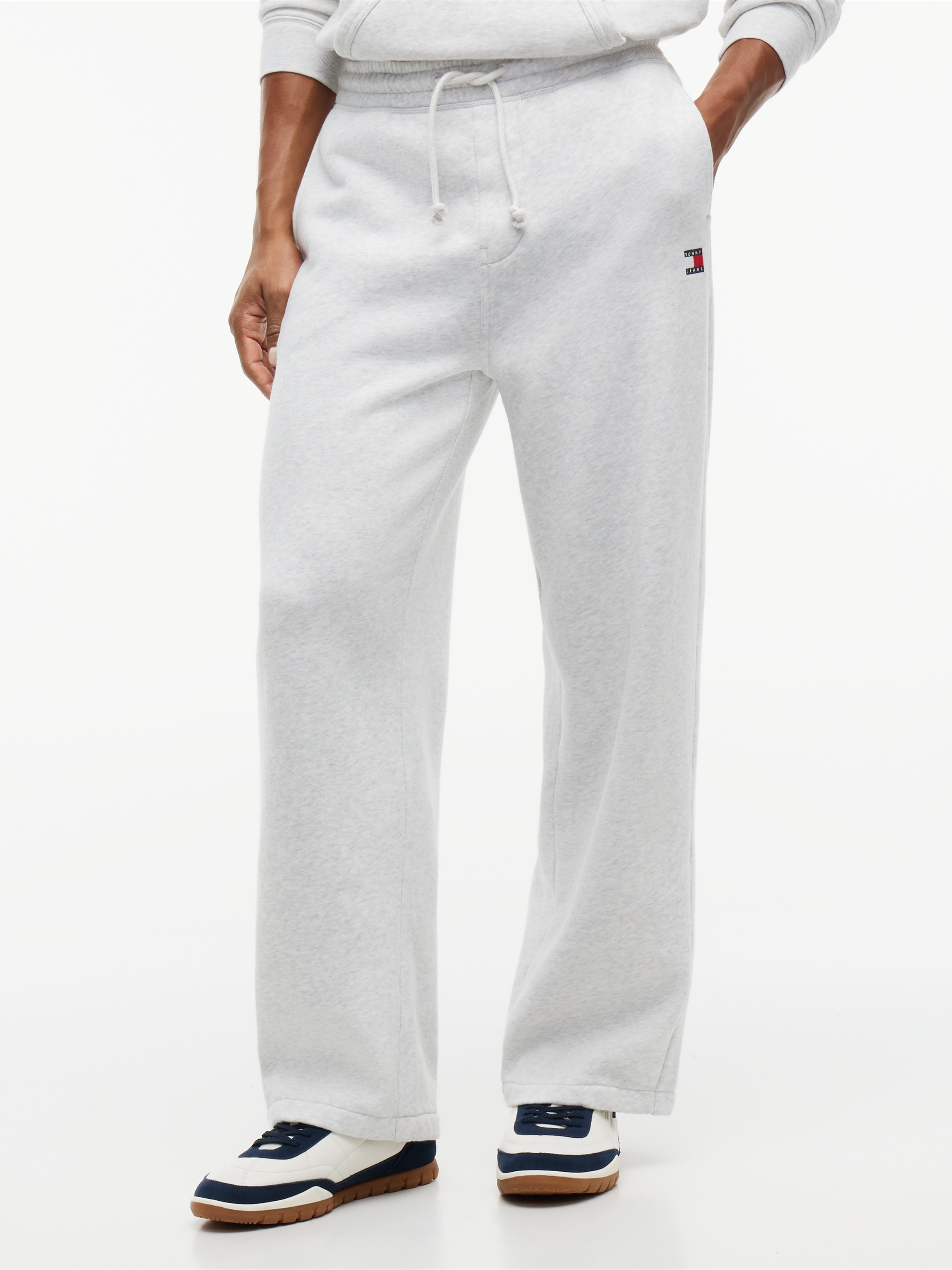 Image of Tommy Jeans Jogginghose "TJM REGULAR FIT BADGE SWEATPANT" aus Fleece mit Tunnelzug und Badge