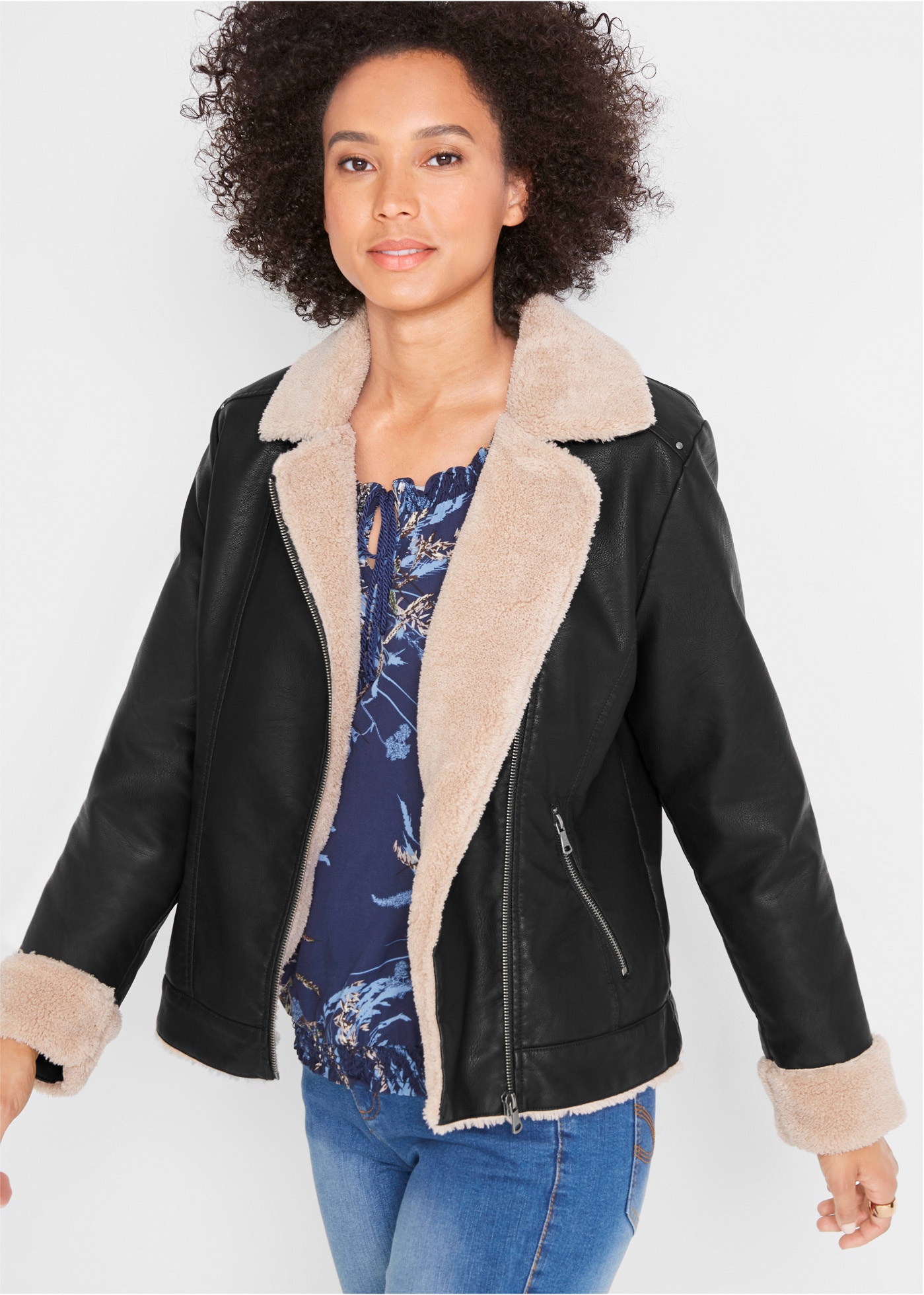 Image of bonprix Lederimitatjacke "Lederimitat-Jacke, gefüttert" im modernen Bikerstil, mit Teddyfell, mit Reissverschluss