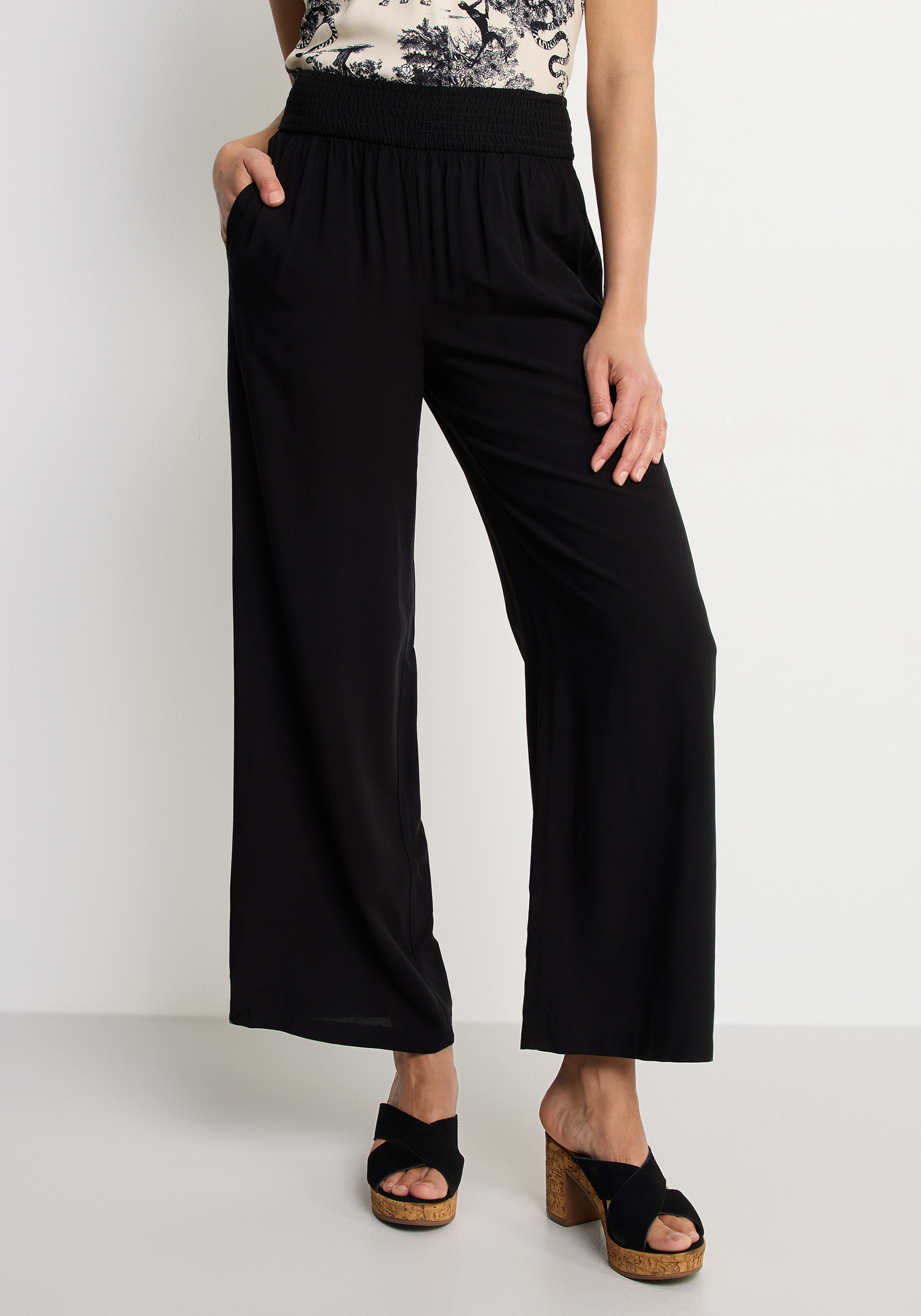 Image of LASCANA Palazzohose aus Webware, Schlupfhose, leichte Sommerhose