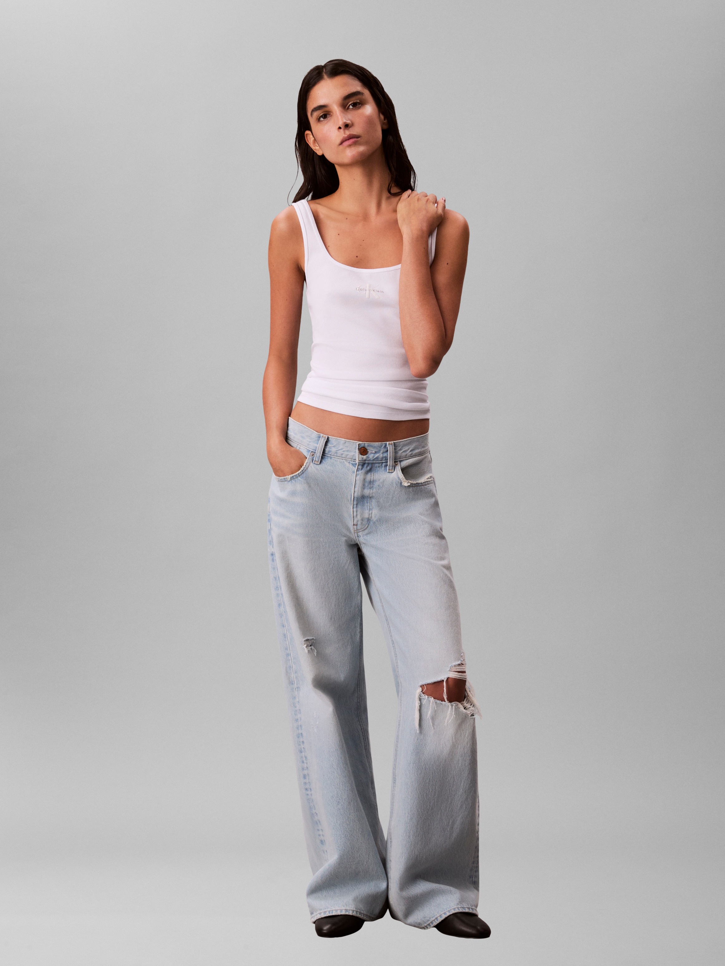 Calvin Klein Jeans Débardeur »MONOGRAM SCOOP NK RIB TANK TOP« avec col rond, coupe regular fit