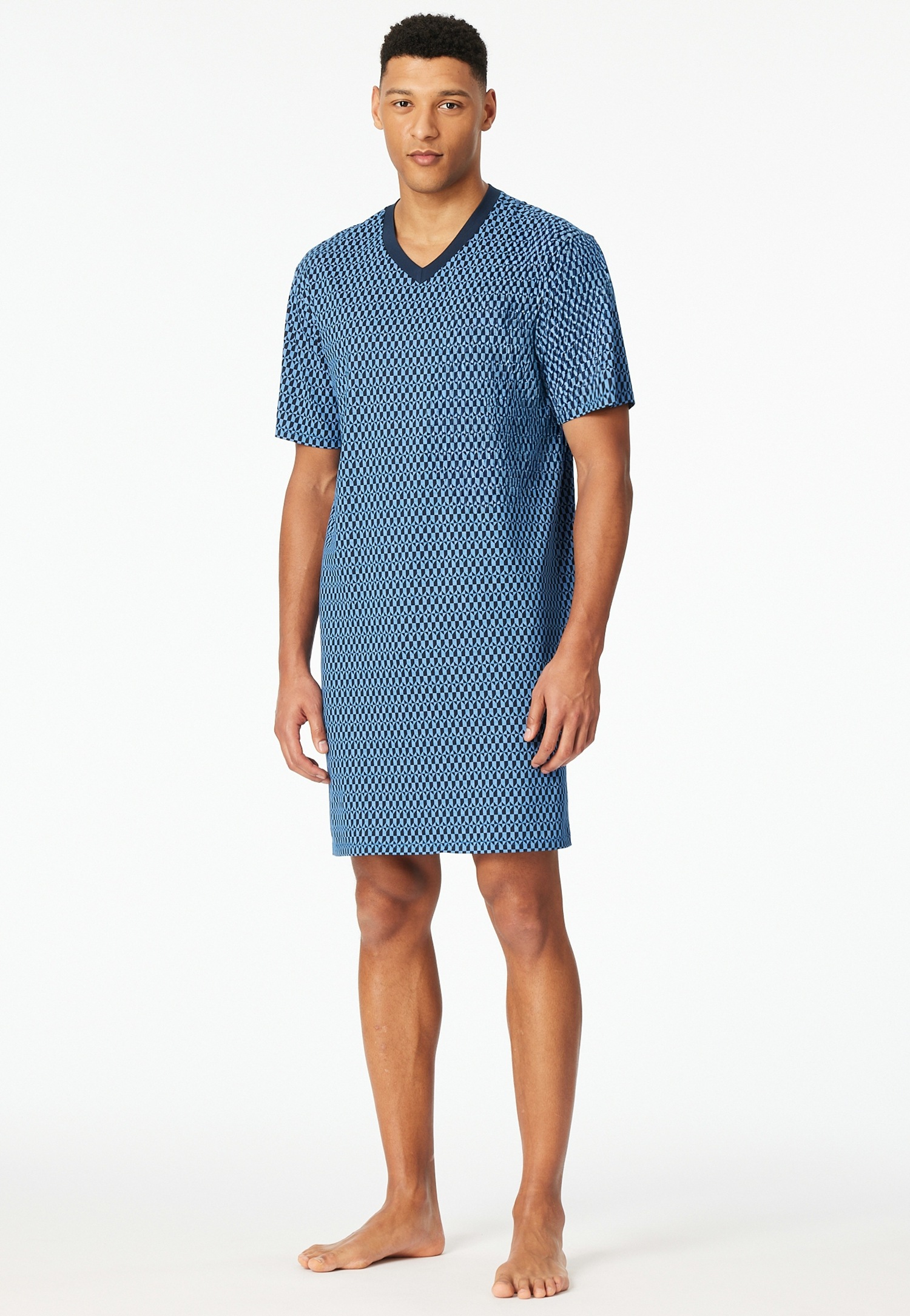 Schiesser Chemise de nuit »Comfort Nightwear« mit V-Ausschnitt, kleine Brusttasche, 1/2-Arm