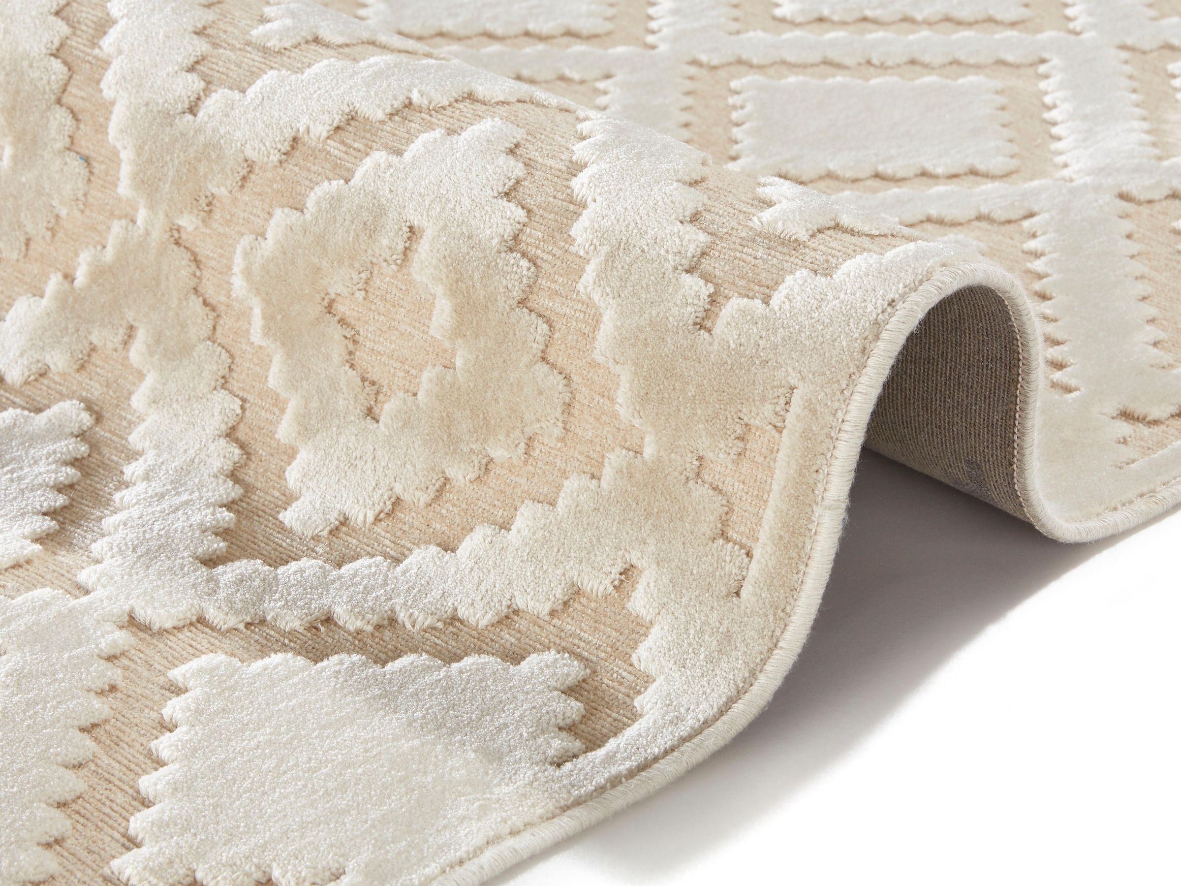 HANSE Home Teppich »Iris«, rechteckig, 4 mm Höhe, Viskose Glanz, Hoch-Tief Struktur, Robust, Pflegeleicht, Relief Optik