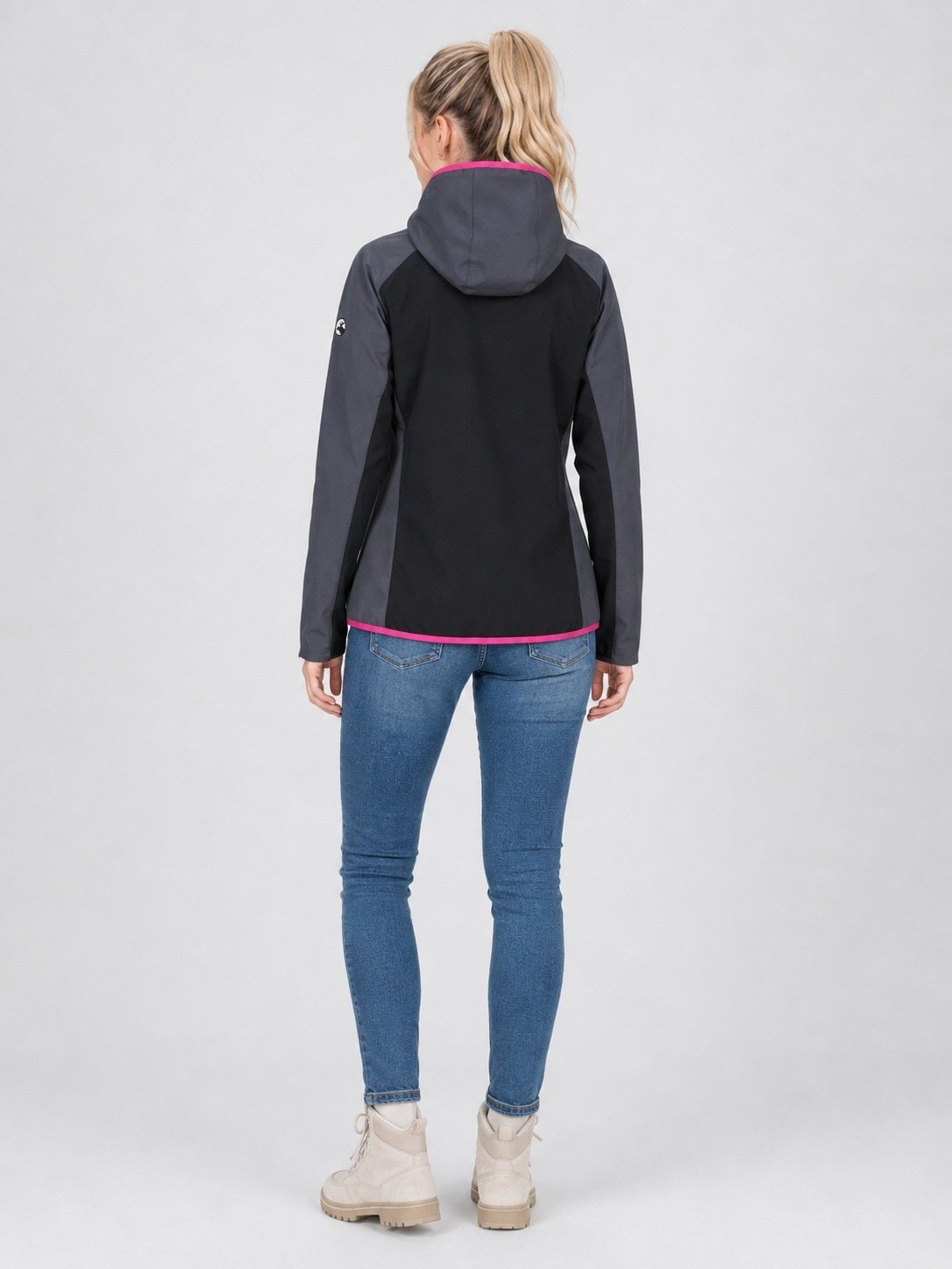 DEPROC Active Softshelljacke »XLight CAVELL Women« mit Kapuze auch in Grossen Grössen erhältlich