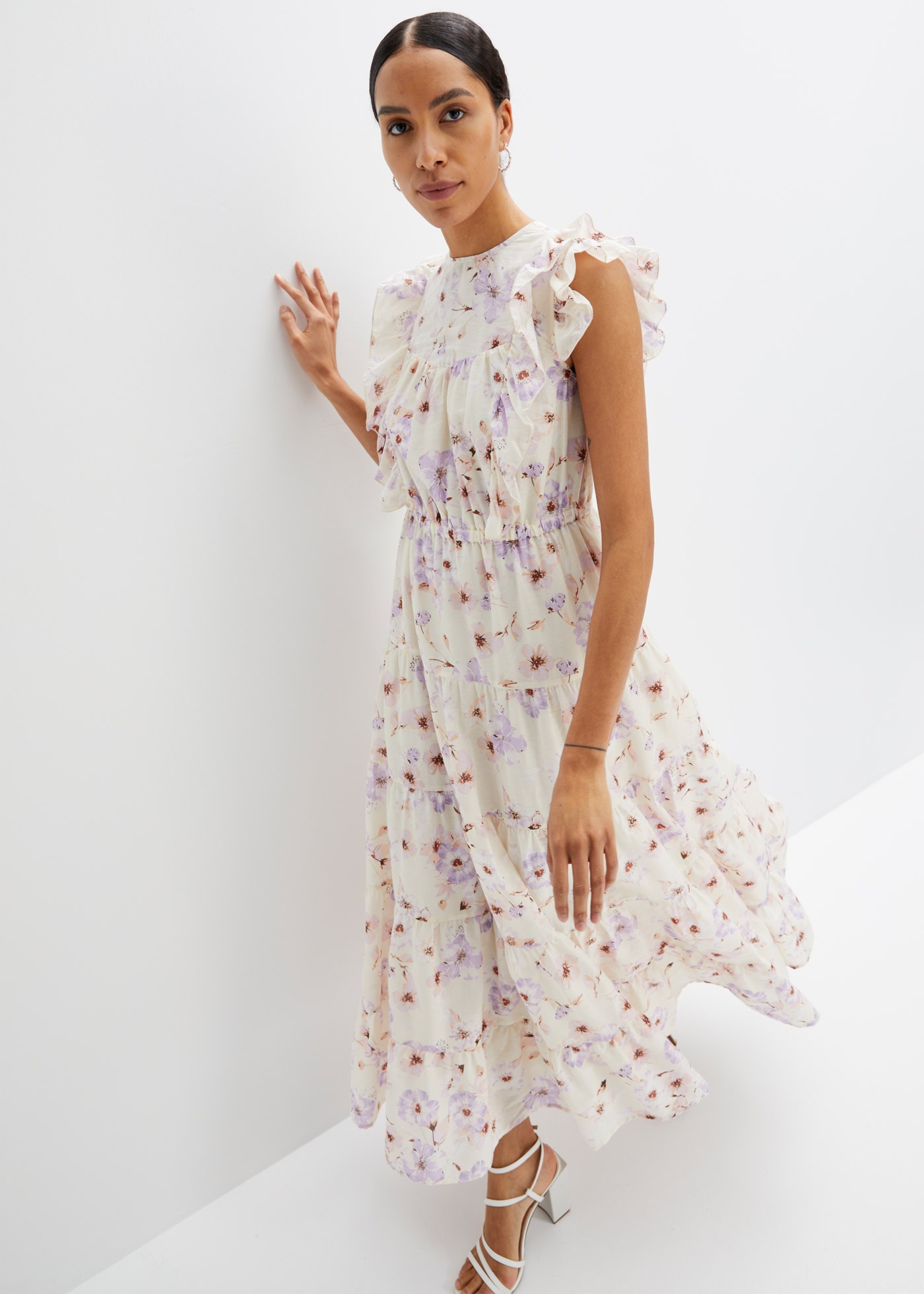 bonprix Maxi robe aus reiner Baumwolle, ausgestellte Passform, ärmellos, mit Volants