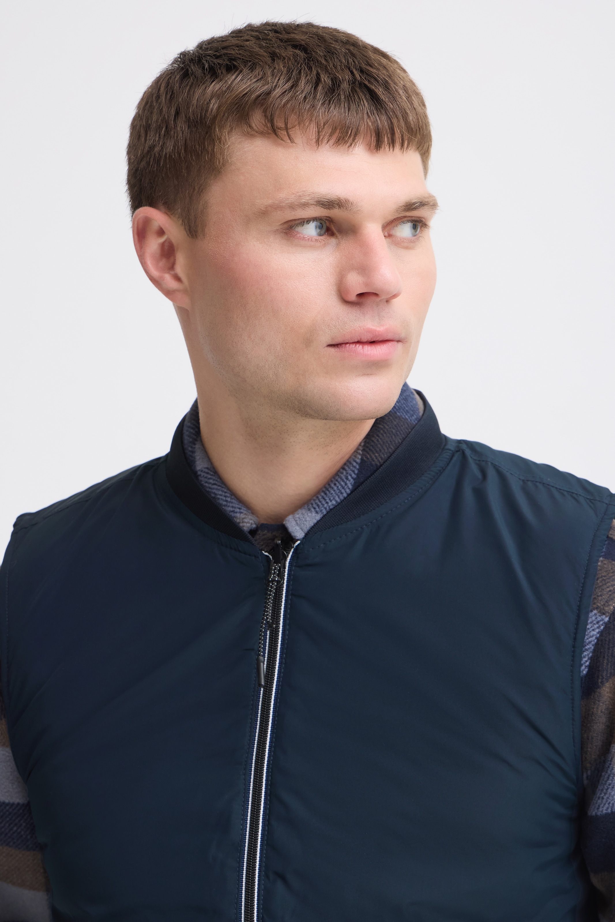 Blend Steppweste »BHELWAT REVERSIBLE VEST.« Kunstfaser, regular fit